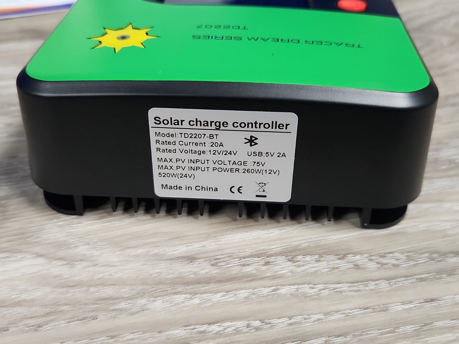 20A MPPT Solar Charge Controller 12V/24V Automatic Maximum PV 75V TD2207-BT