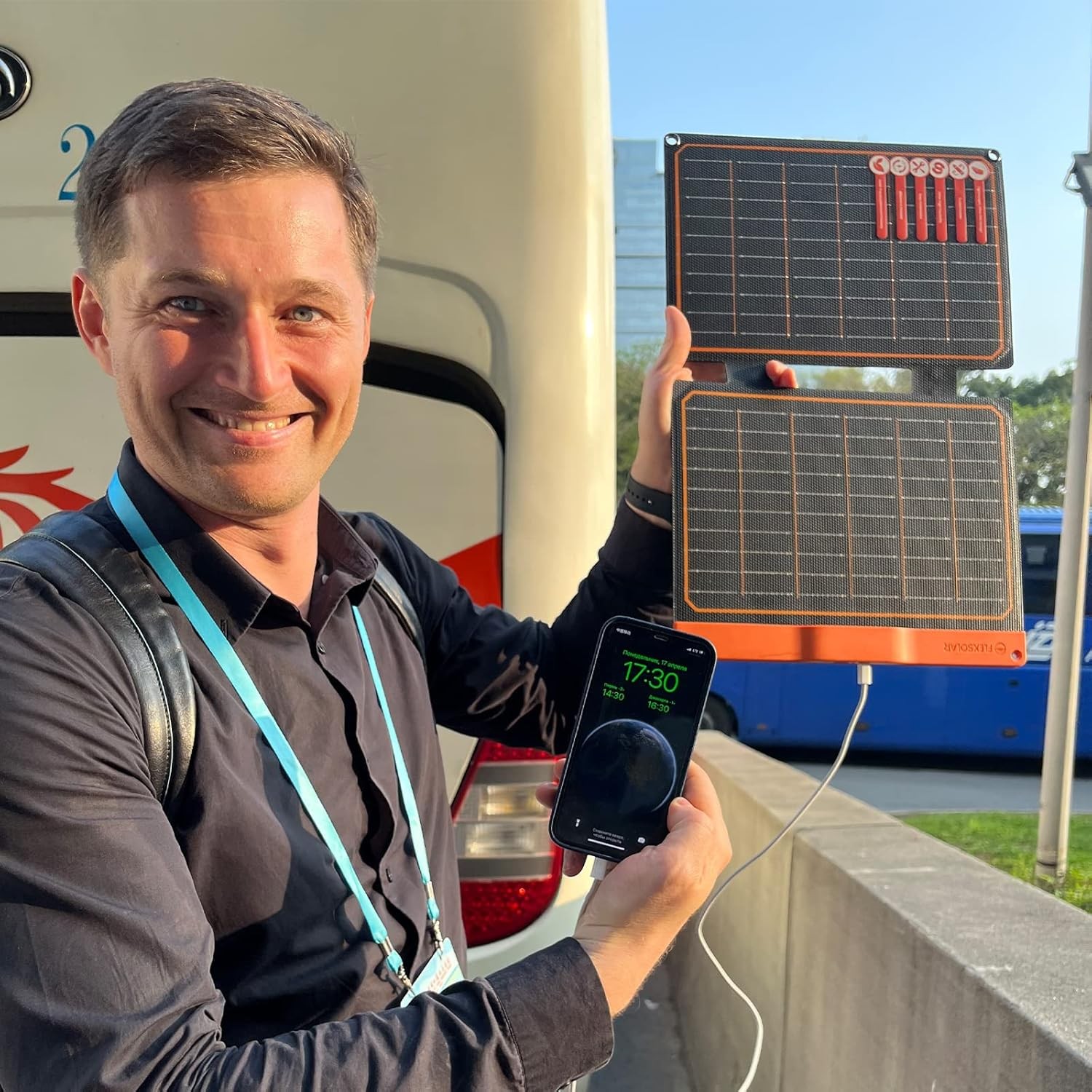 FlexSolar 20W Small Solar Panel Charger 5V USB-A USB-C ETFE Power Emergency