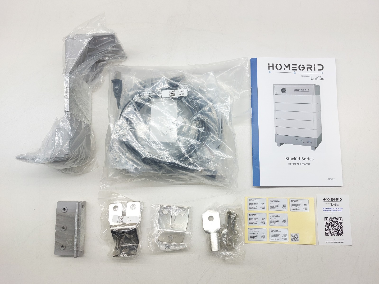 Lithion HomeGrid Stack’d Series Base Unit and BMS Controller HG-MC100-200M2