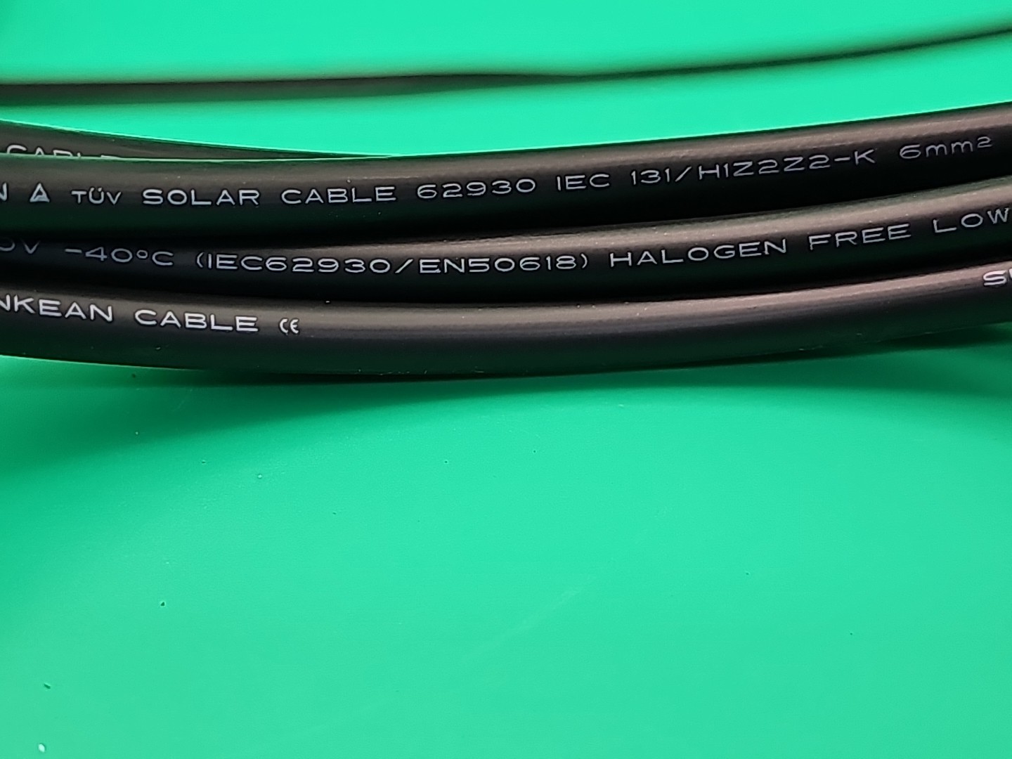 Renogy 10Ft 10AWG Solar Extension Cable with Male and Female Connector Black