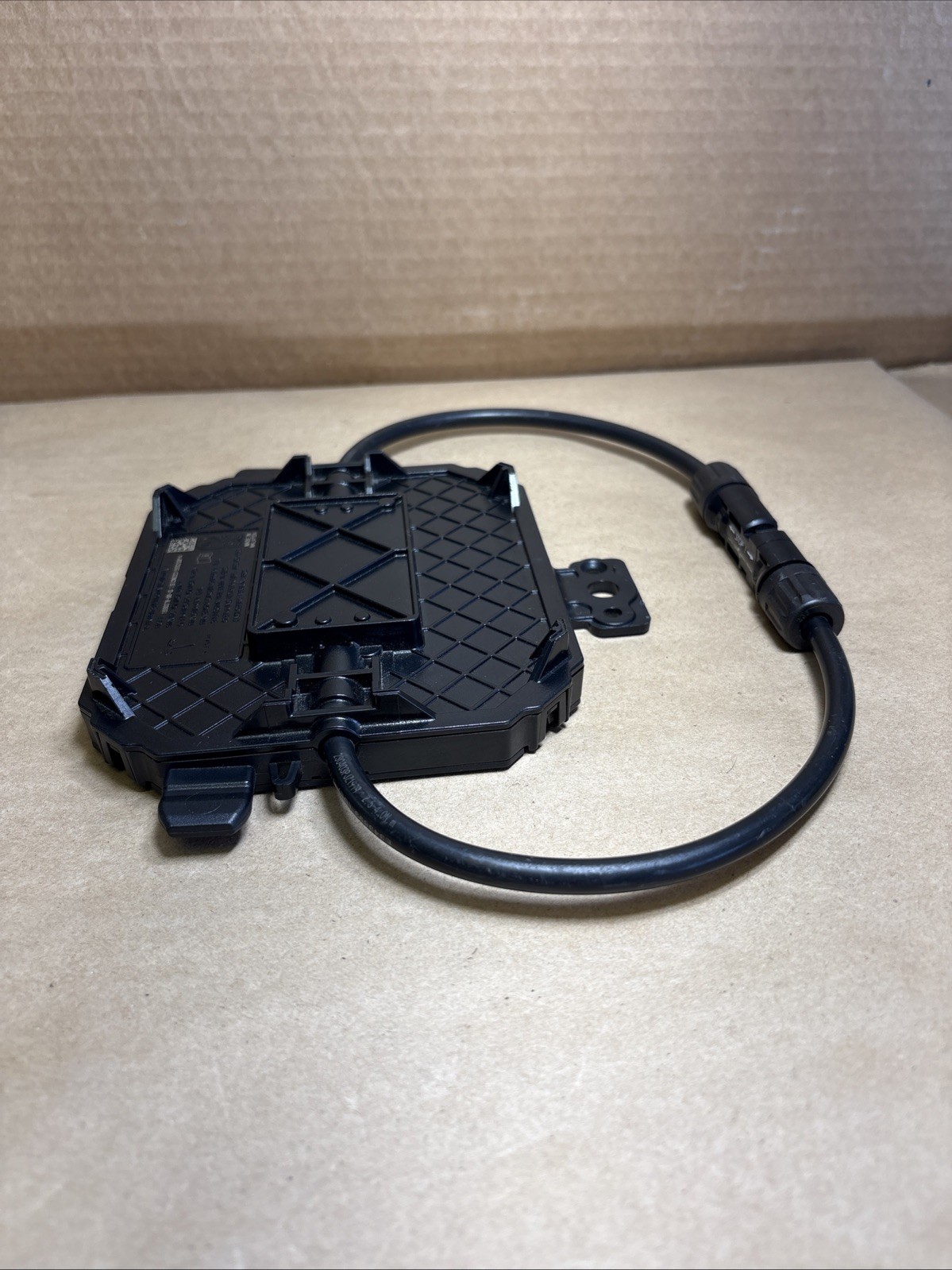 TESLA OEM: PV Rapid Shutdown 1550379-00-G 600V 12Amp-CLEAN WORKS***