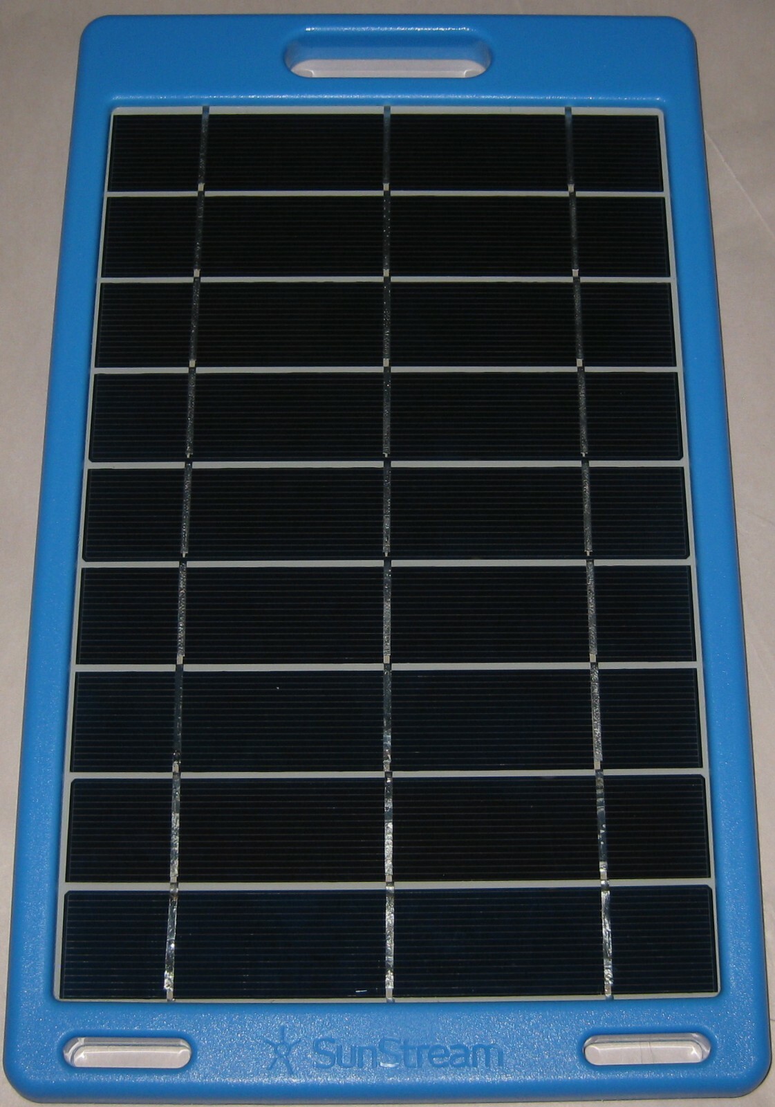 5.5 Watt Solar Blue Panel Charger with USB Female Port – 5.5 V DC 1000 mA – 1A