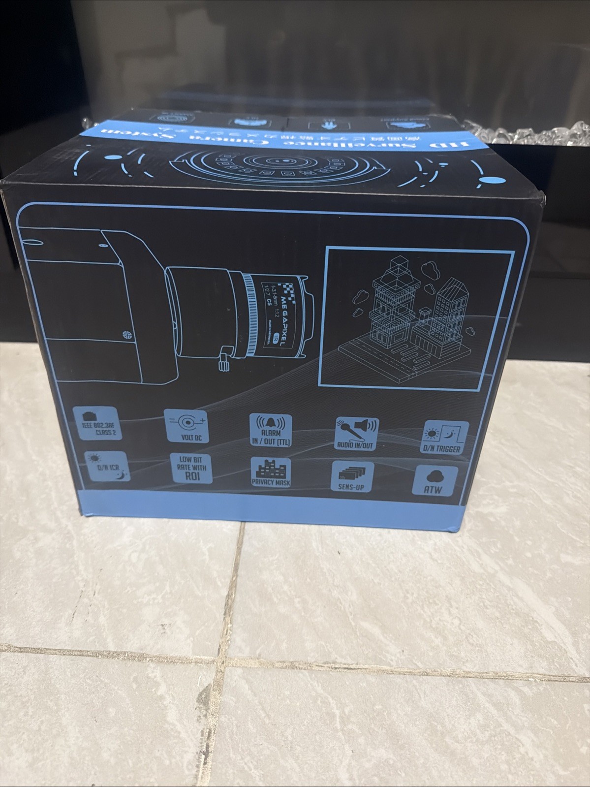 Outdoor wireless PTZ camera system with 100% solar energy and 2-way audio, batte