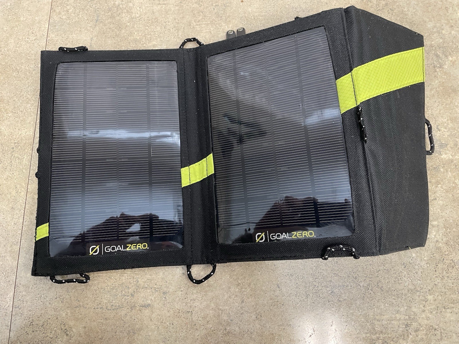 Goal Zero Nomad 7 Portable Foldable Weatherproof Solar Panel 12V 10-19W Camping