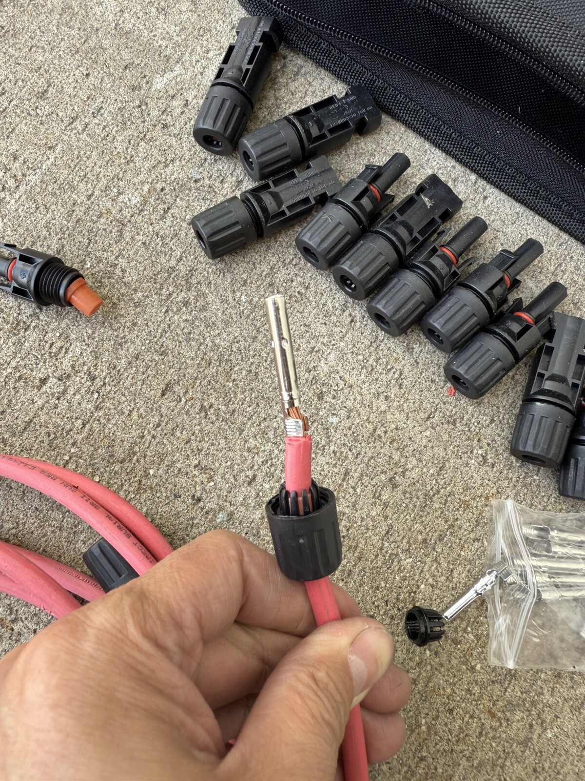 20pcs FM Solar Panel Cable Connector Terminal & Crimper PV Crimping Plier Tool