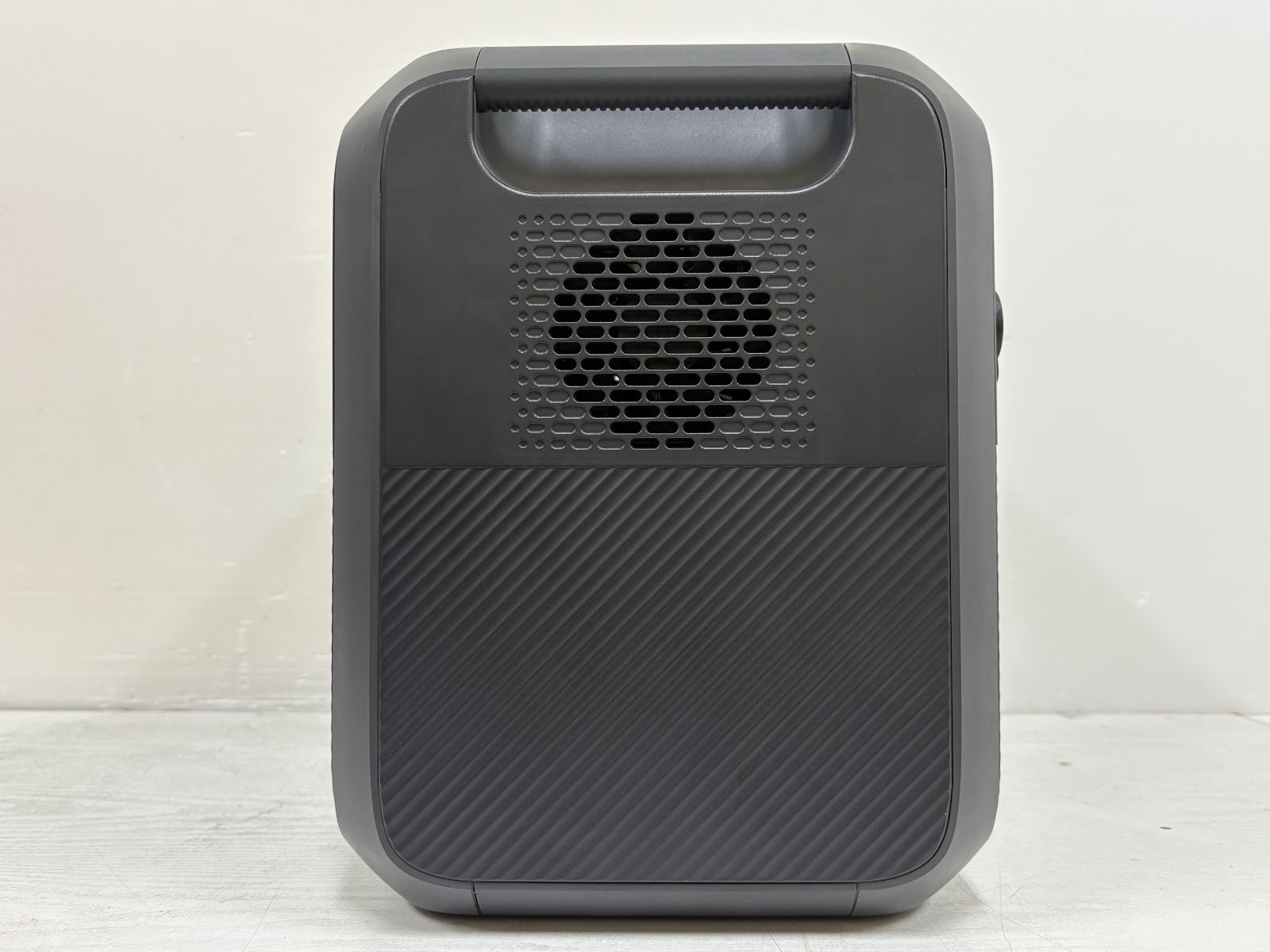 BLUETTI AC180 1800W 1152Wh Portable Power Station 39 Charges for Phone