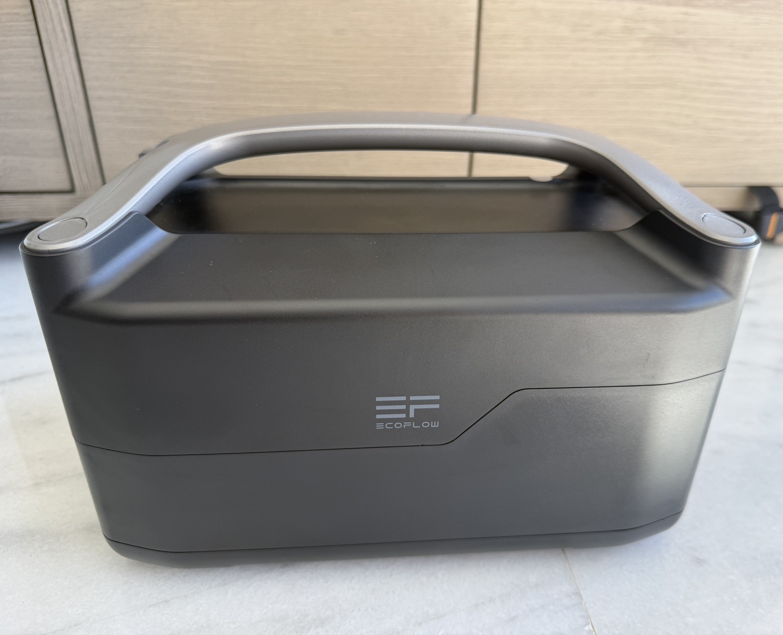 NEW Eco Flow RIVER 600 Portable Power Station EF4 Camping Outdoor Back-Up RV