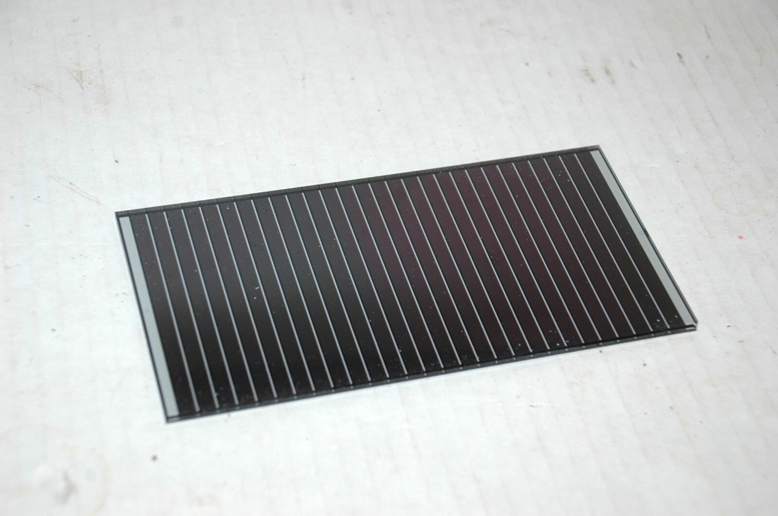 2 Sanyo Solar Panel Glass 21 v .25a Open Voltage 6″ x 3 ” AM-5S01 NOS (Up)