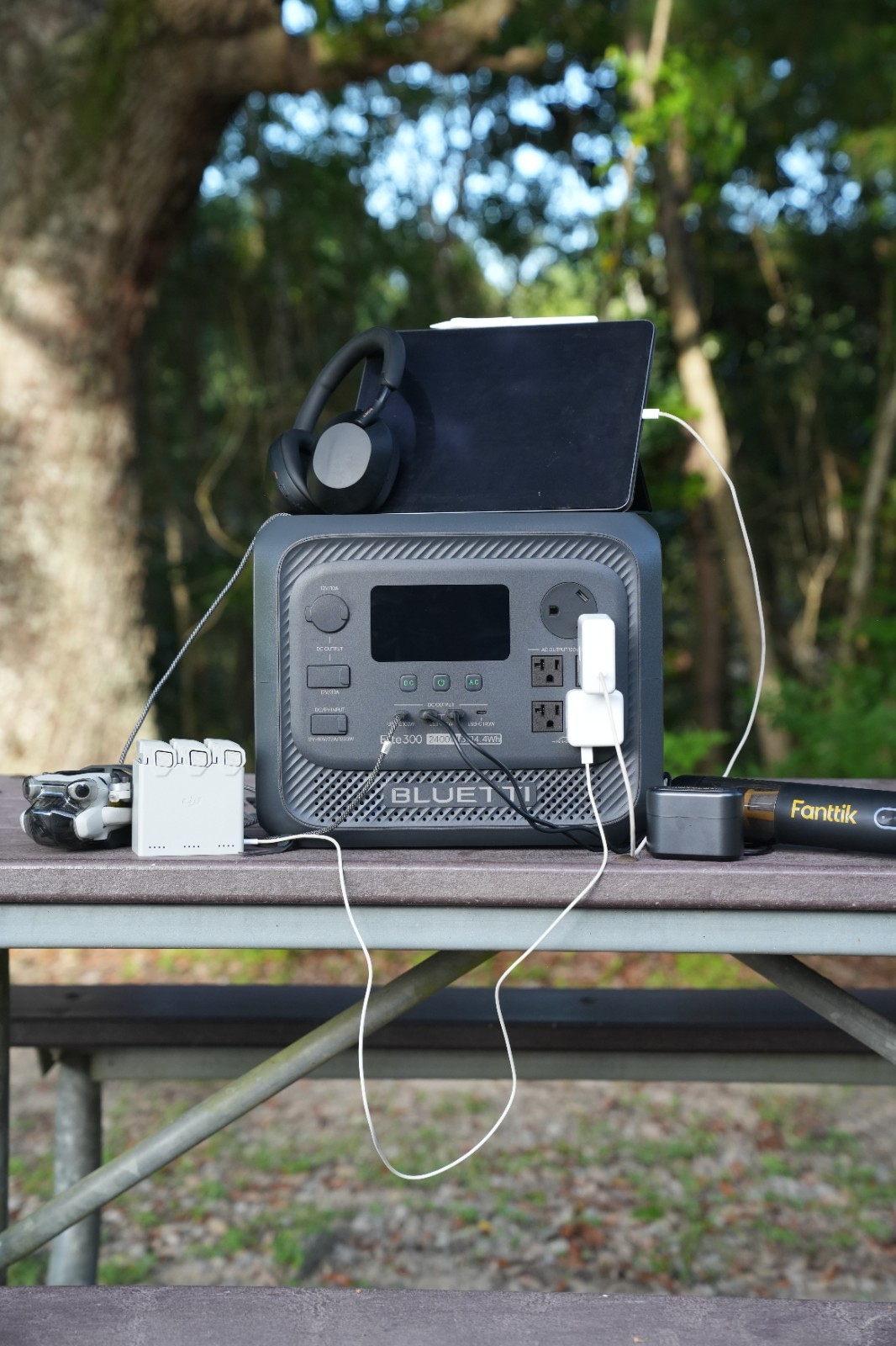 BLUETTI Elite 300 Portable Power Station | Used for Photos Only