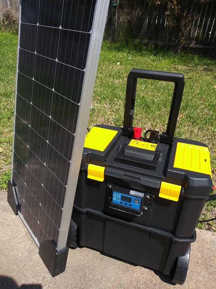 Portable Solar Home Backup Power Energy Off Grid Generator-2000/4000 Watts Peak