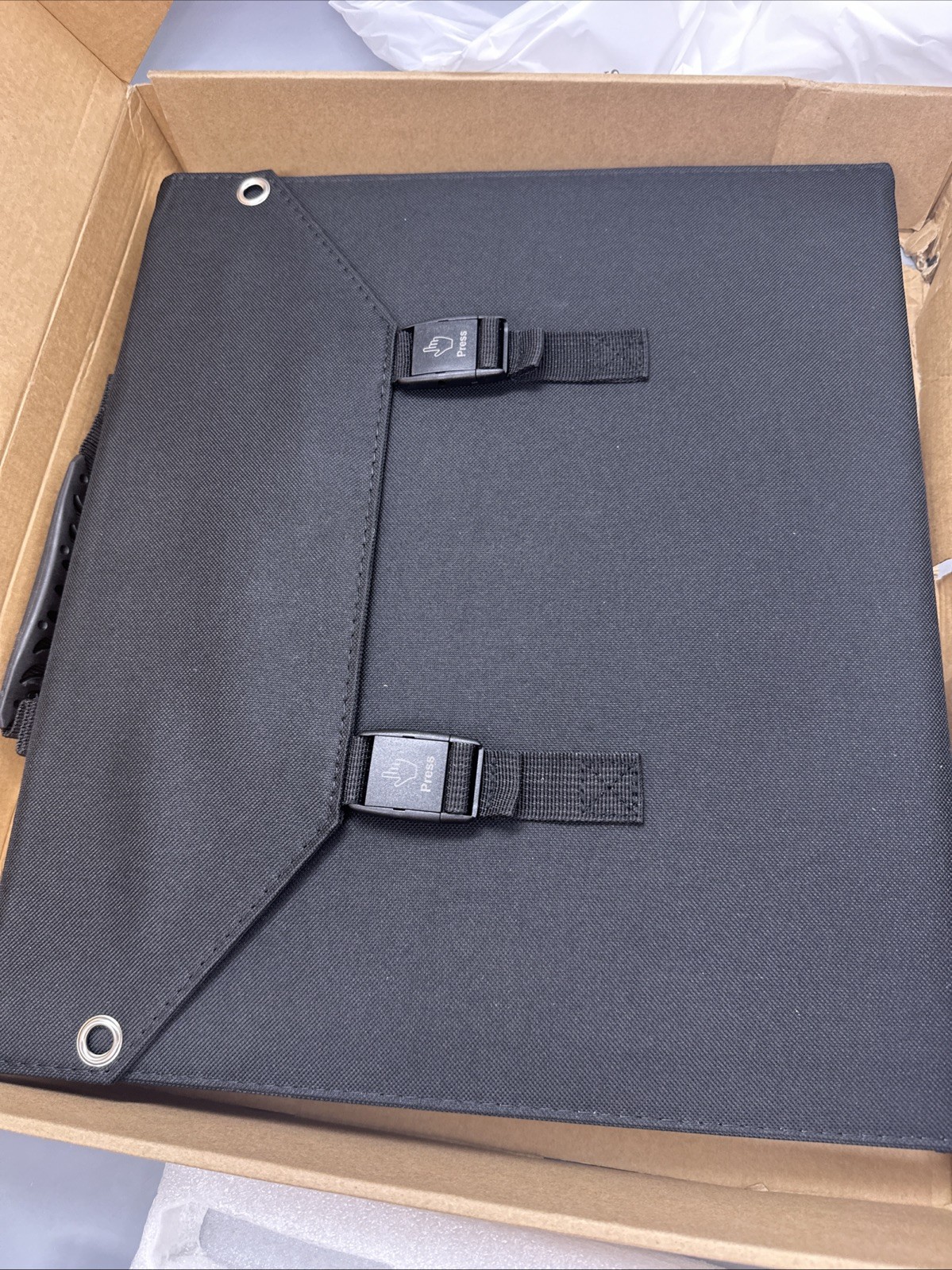 Apowking 60W Foldable Solar Panel 12/18V, DC Outlet, Solar Generator, Portable