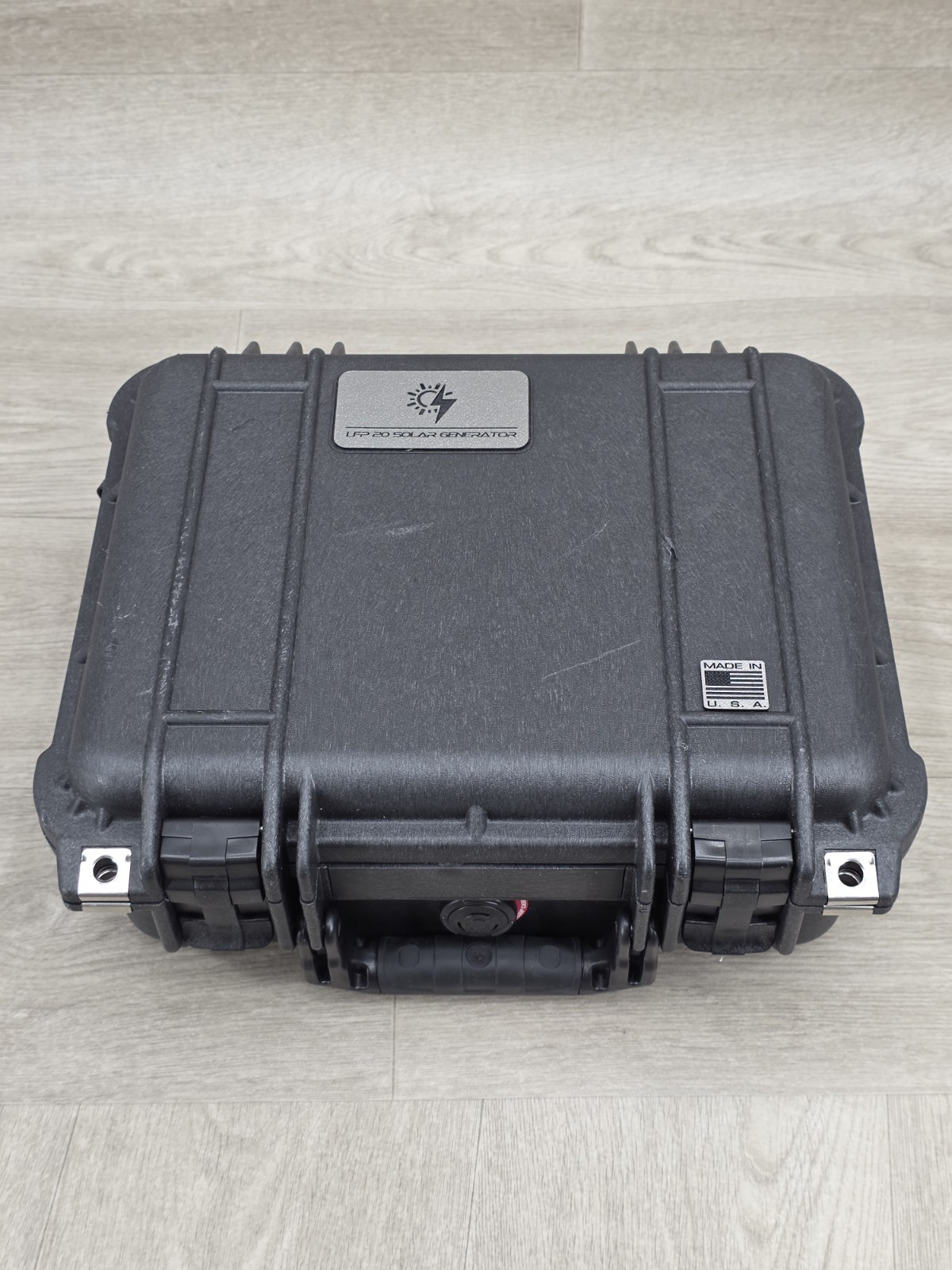 LFP 20 Solar Generator Portable Case With Victron Energy BMV-700