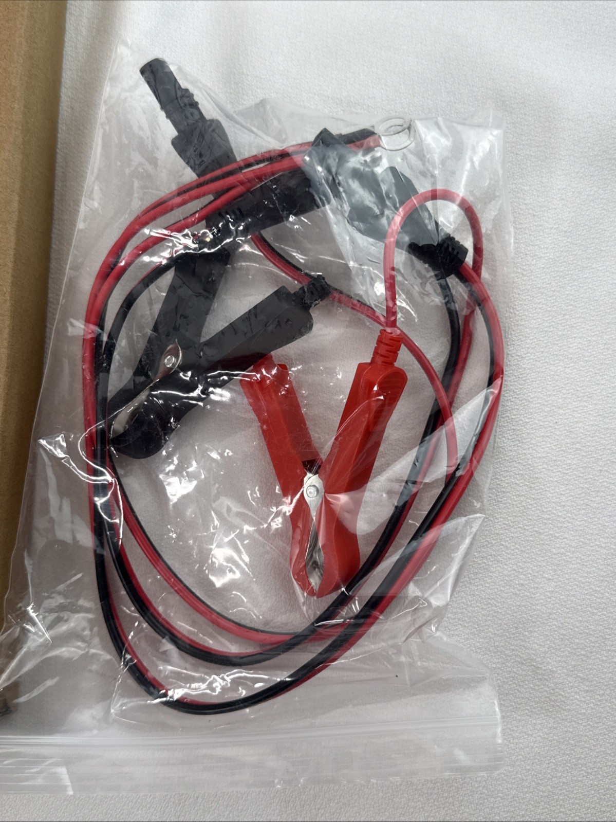 SUNER POWER 20W 24V Ultra Solar Battery Trickle Charger & Maintainer, New!