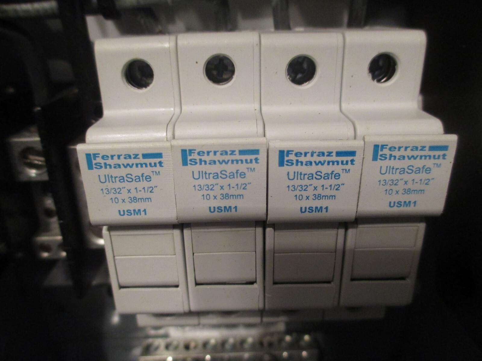 COMBI SWITCH 10 A SMA SUNNY BOY MODEL SBCD 4 40 600 V DC/40A DC NEW ,NO BOX