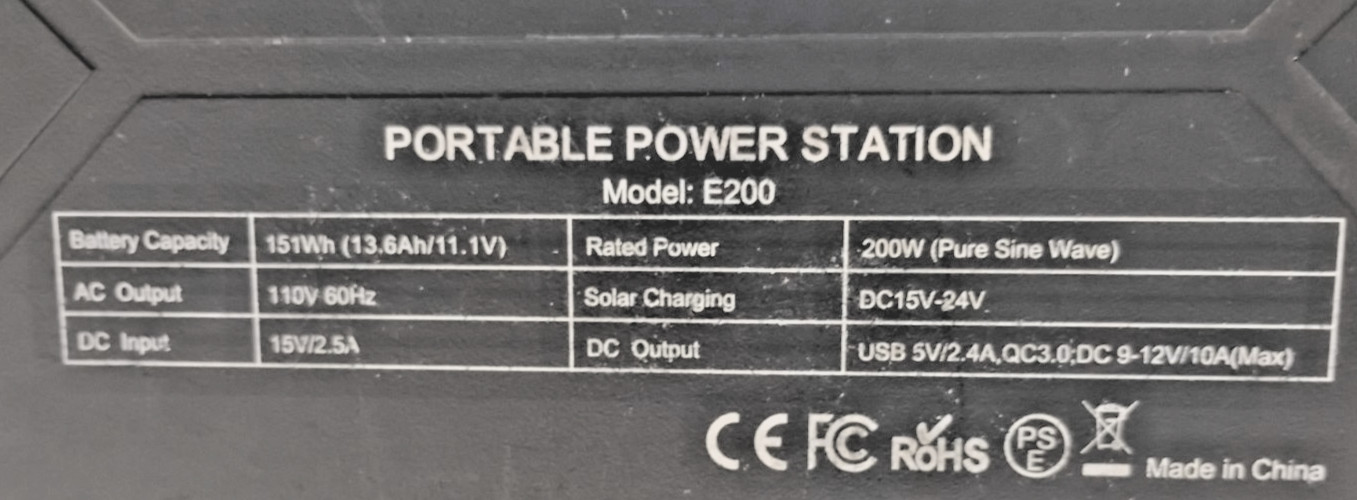 FLASH FISH, POTRABLE POWER STATION,M# E200, AC/DCX2,BOX ONLY NO SOLAR PANEL (A6