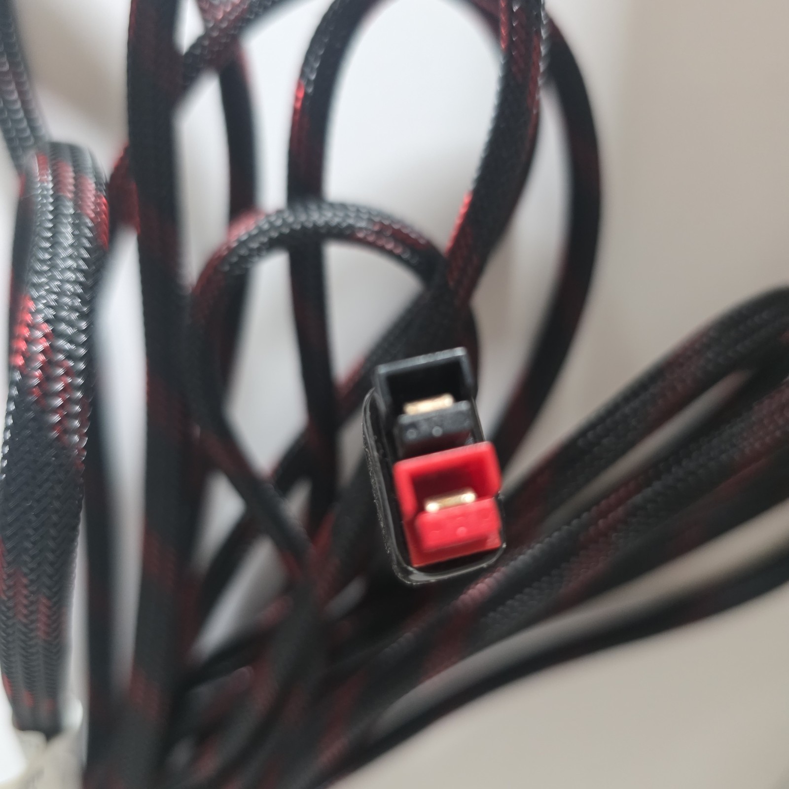 Lion Energy 25 ft Solar Power Connector Anderson Cable 20A Capacity