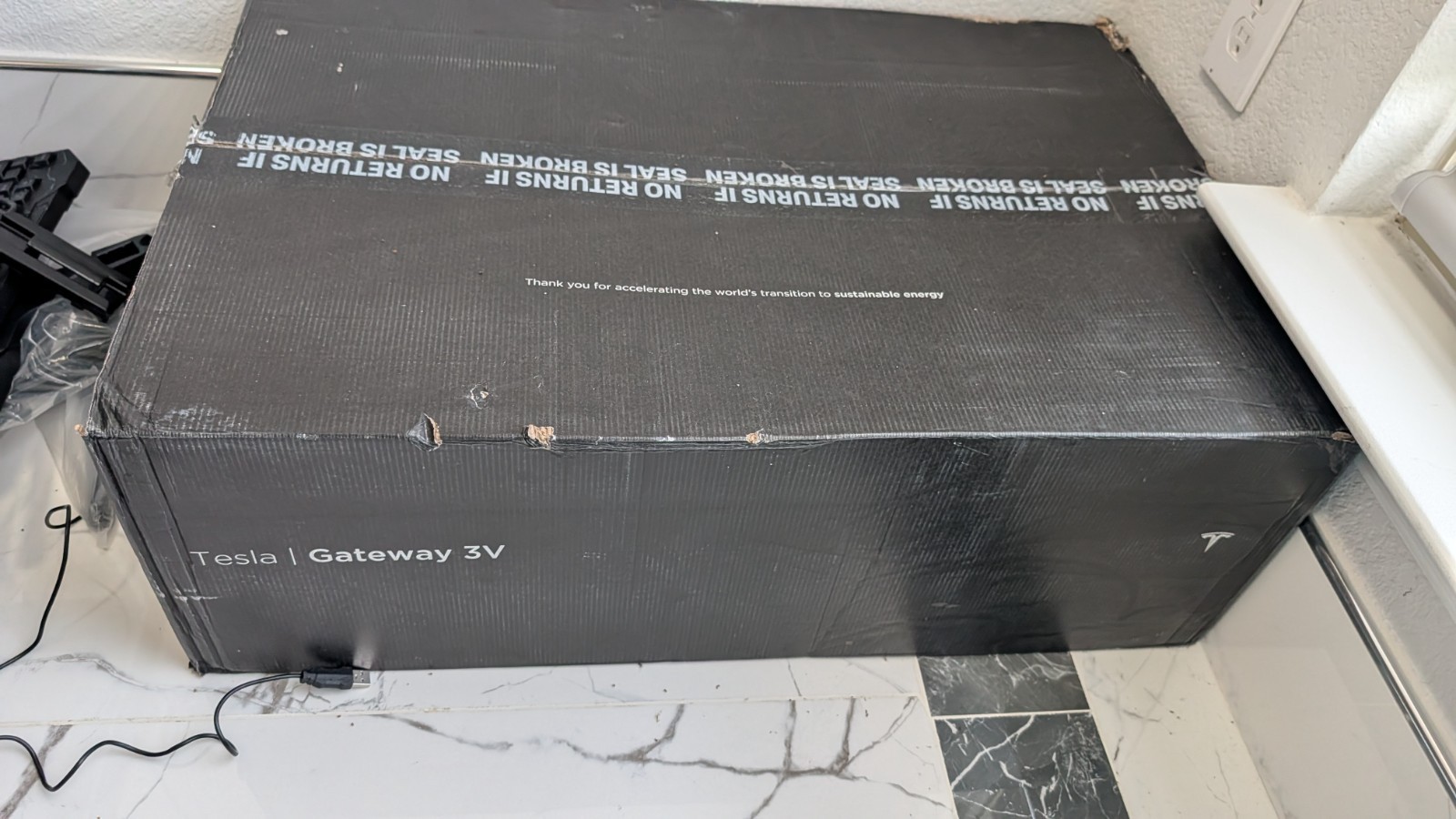 Tesla Gateway 3 For Tesla Powerwall Battery Backup – New – Never Registered