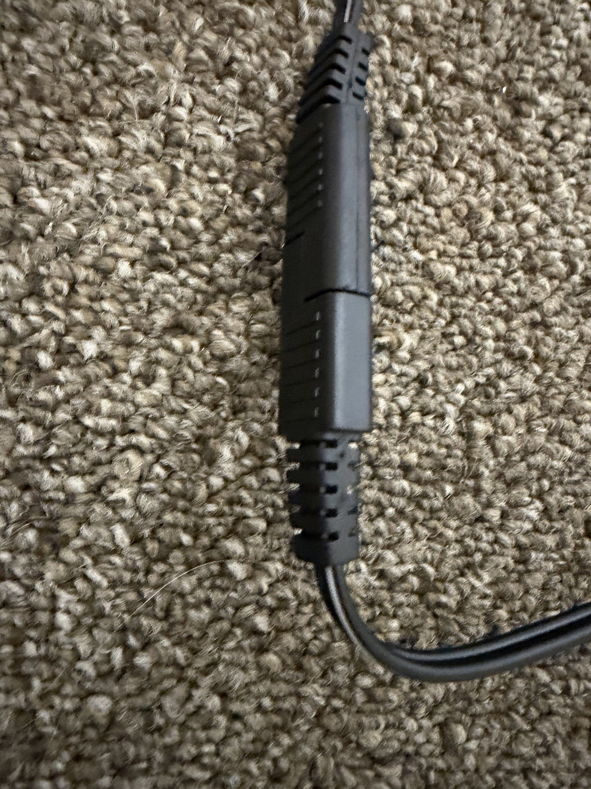 THUNDERBOLT MAGNUM SOLAR 1.5 WATT 12V SOLAR BATTERY CHARGER Untested SKU:P