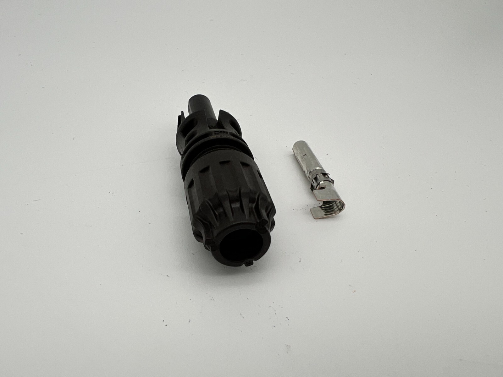 Solar Female connector for 8AWG gauge wire PV-KBT4- EVo2 2A/10II 32.0324P0001