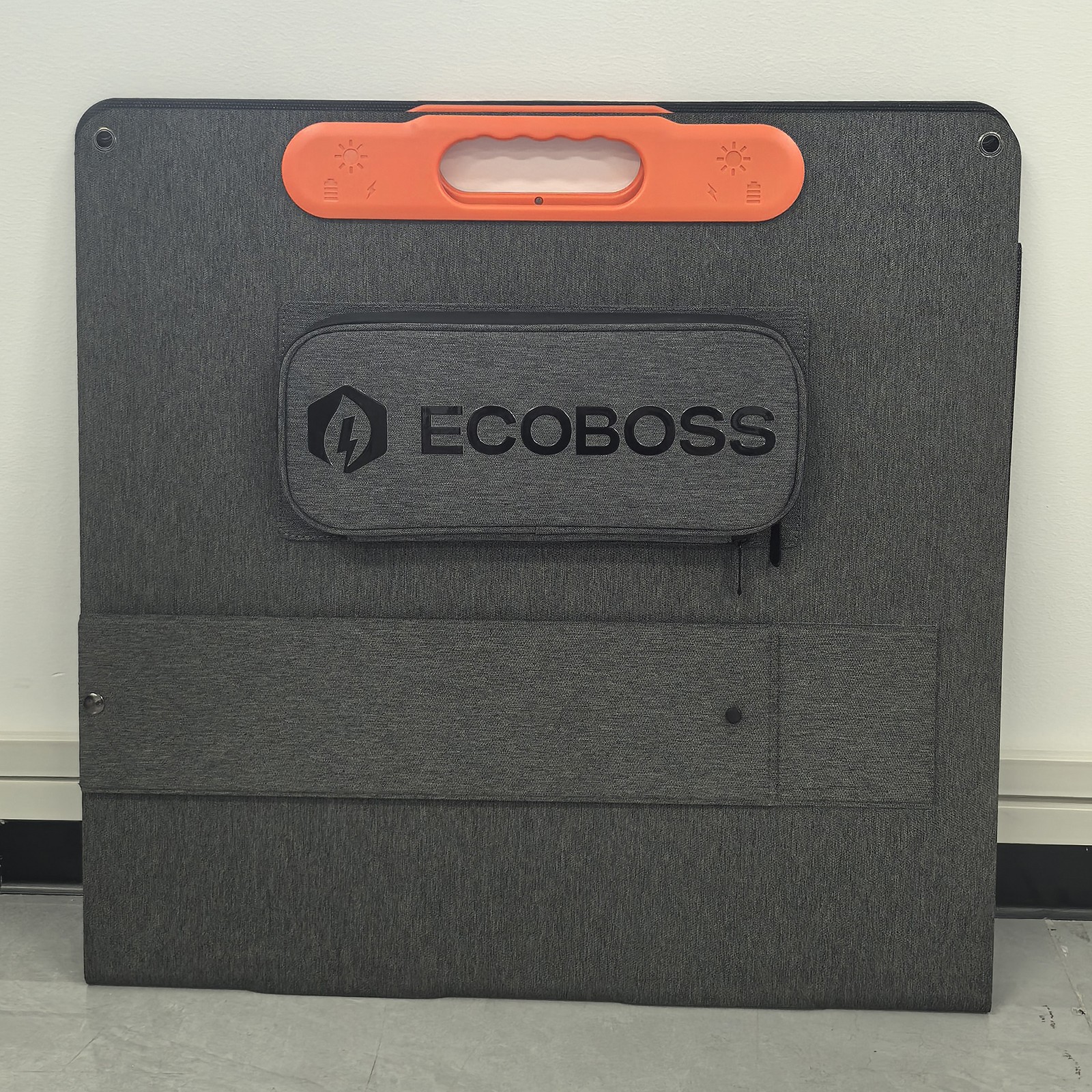 ECOBOSS Folding Photovoltaicsolarpanels for The Production of Electricity