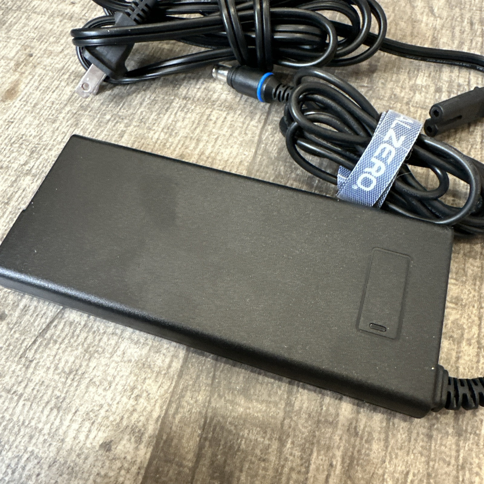 Original Goal Zero KSUS0901600500M2 16V 5A Power Supply AC Adapter Charger US