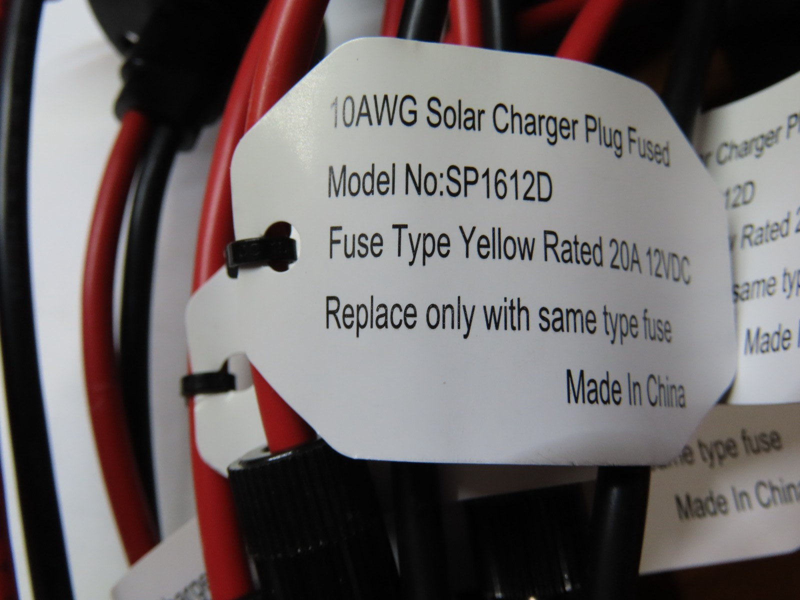 SP1612D 10AWG Solar Charger Plug Fused 20A 12VDC (Pack of 10)