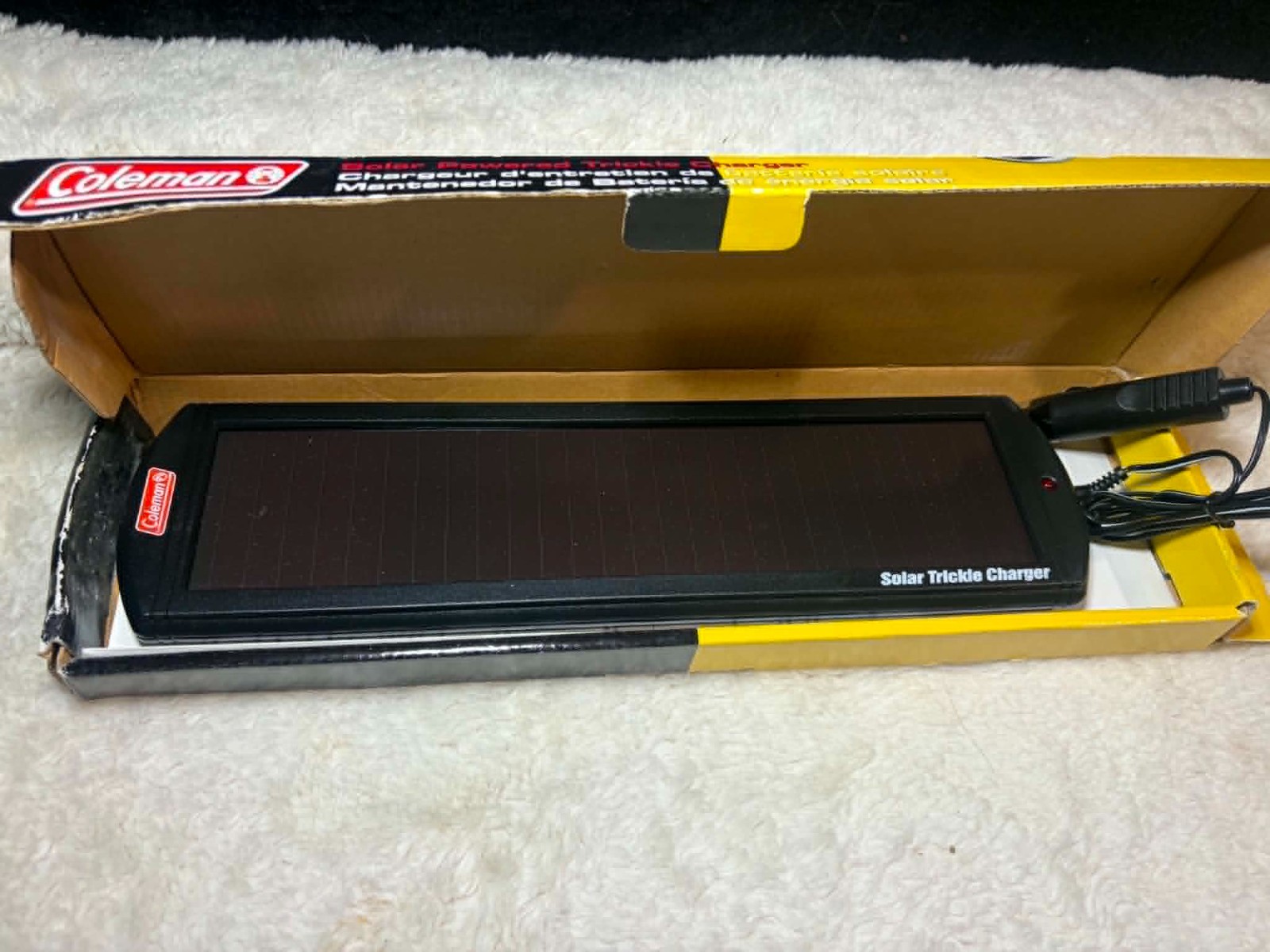 Coleman Solar Powered Trickle Charger #50002 NEW