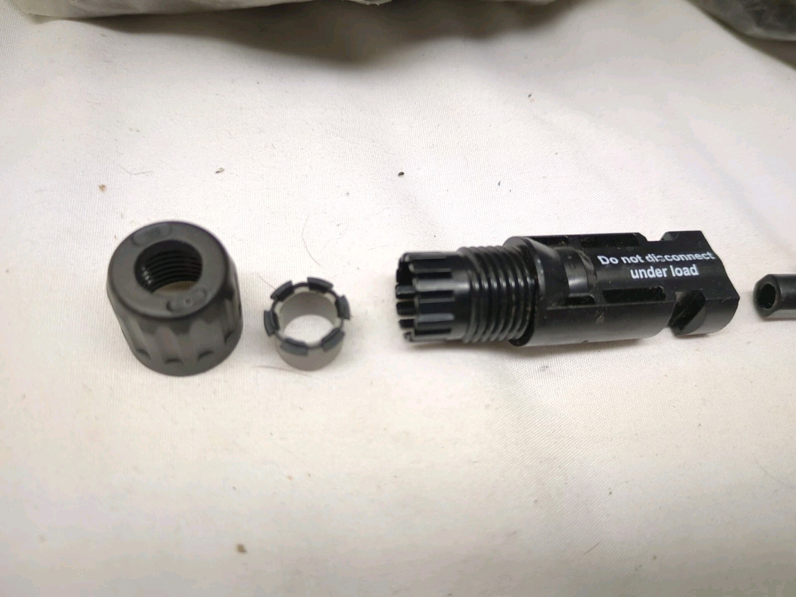 QTY: 170 MC-4 Solar 6AWG Staubli brand HOUSINGS ONLY NO TERMINALS PV-KBT4/13II