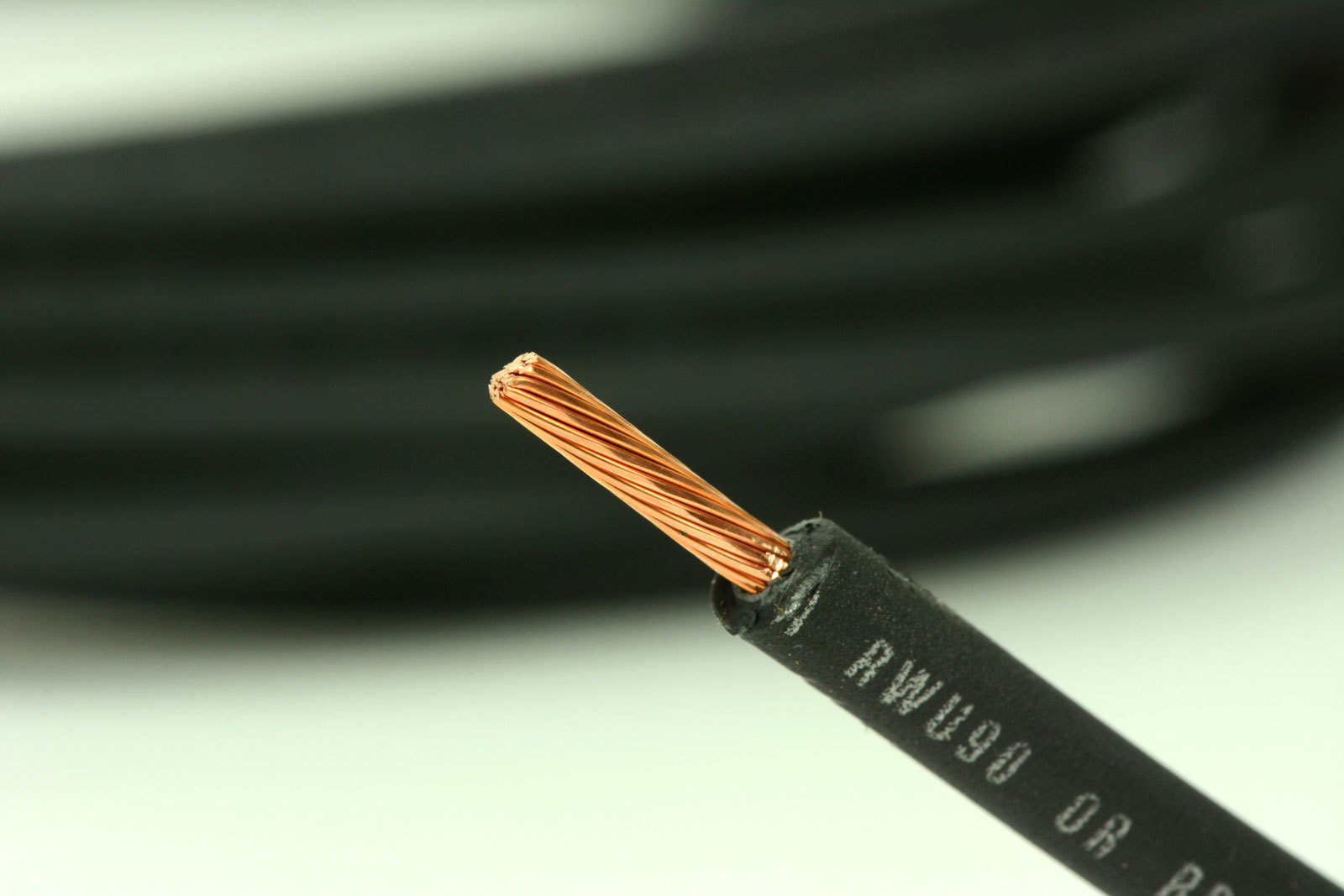 12 AWG Solar Panel Wire 5′ Power Cable UL 4703 Copper MADE IN USA PV Gauge