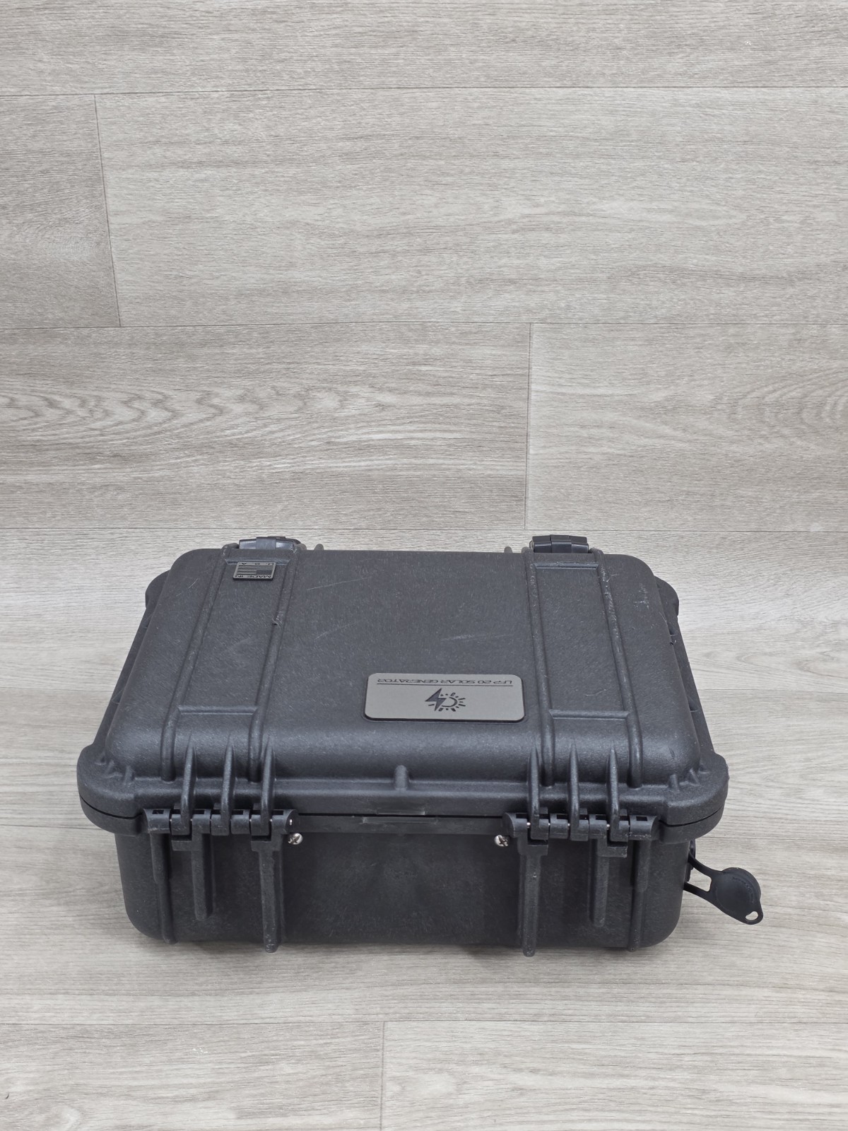 LFP 20 Solar Generator Portable Case With Victron Energy BMV-700