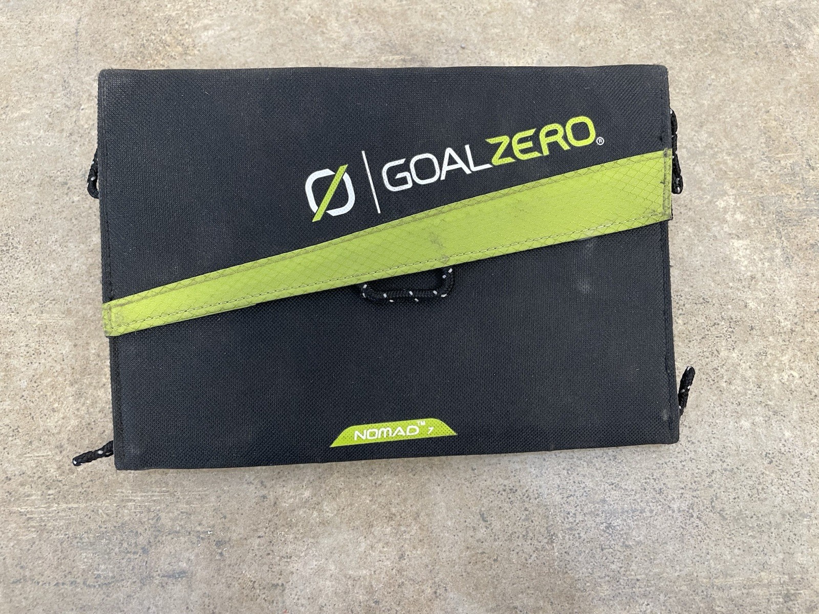 Goal Zero Nomad 7 Portable Foldable Weatherproof Solar Panel 12V 10-19W Camping