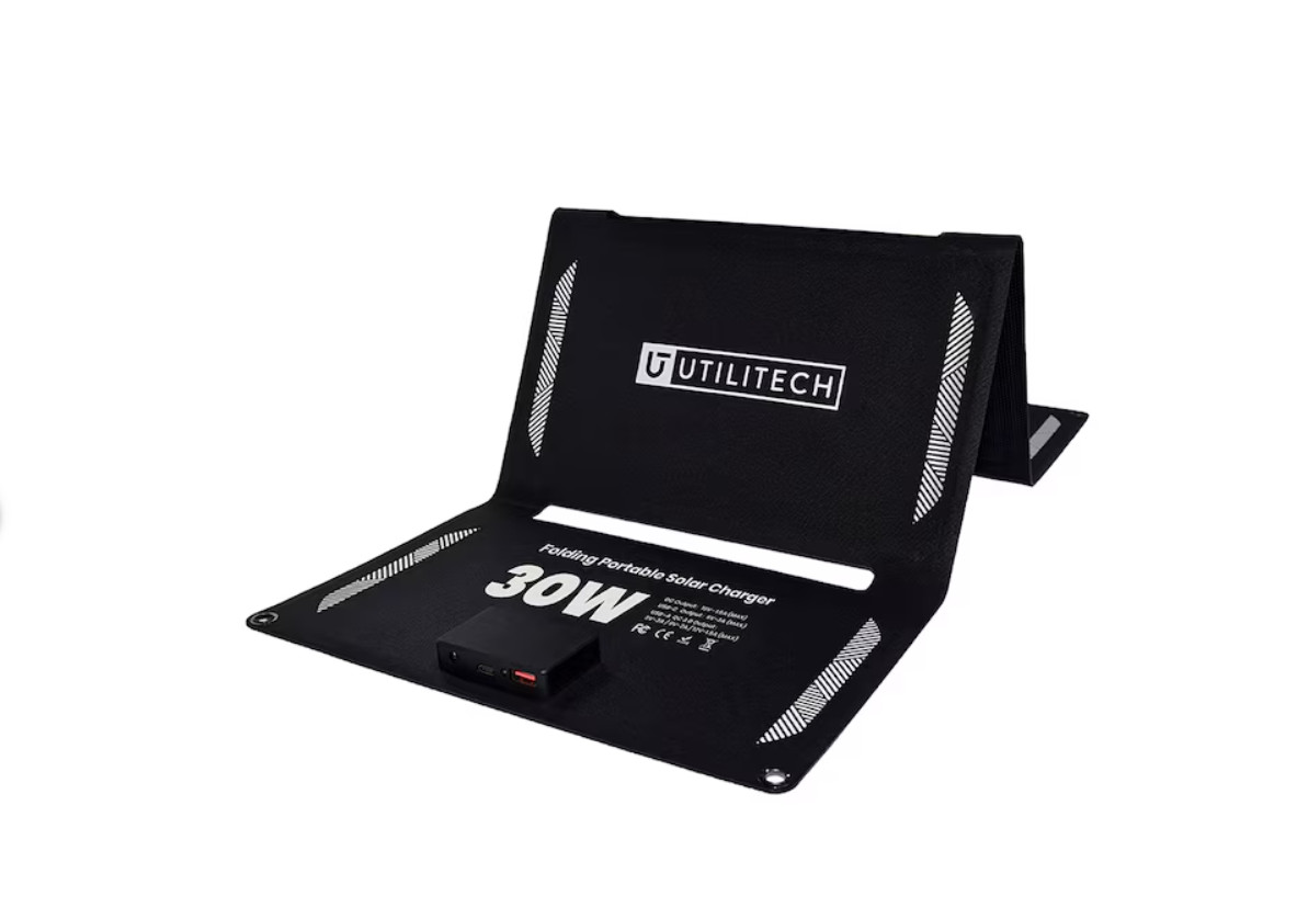 Utilitech 32-in x 12.4-in x 0.1-in 30-Watt Portable Solar Panel