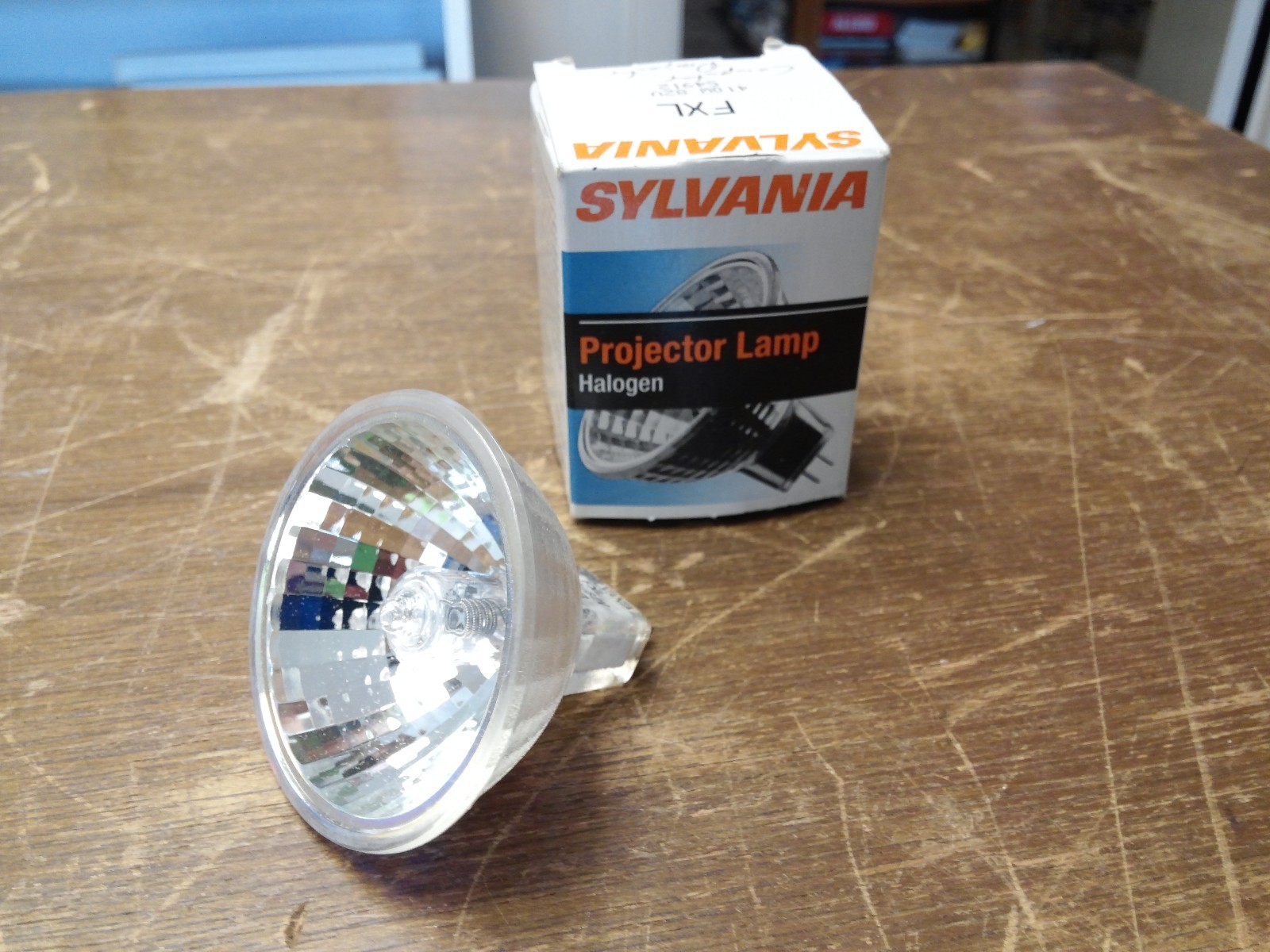 Sylvania Halogen Projector Lamp 54912 FXL 410W 82V