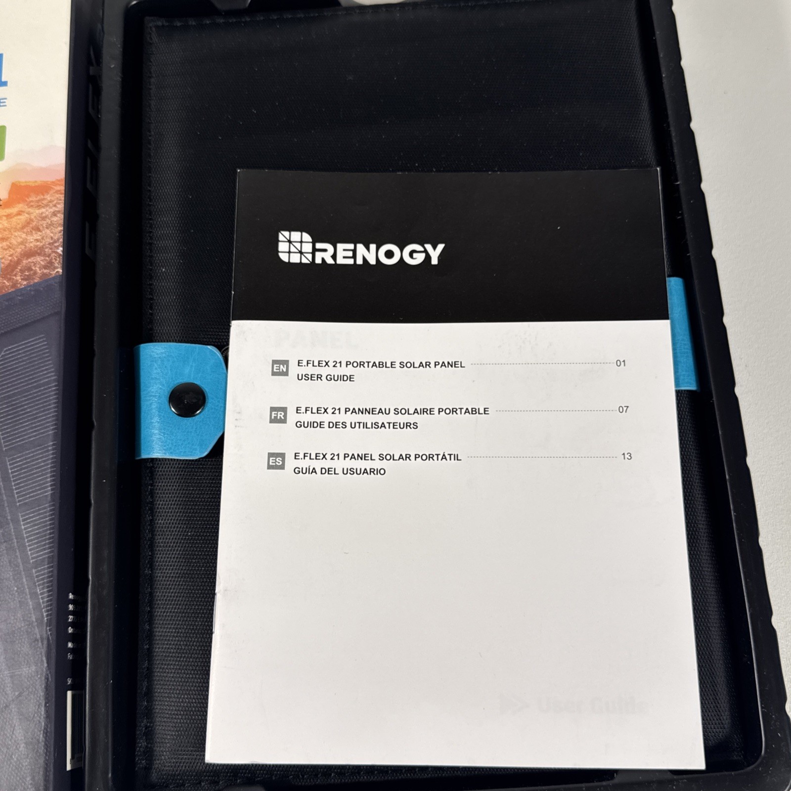 Renogy E.FLEX 21 Watt Foldable Waterproof Solar Panel with Kickstand, Black