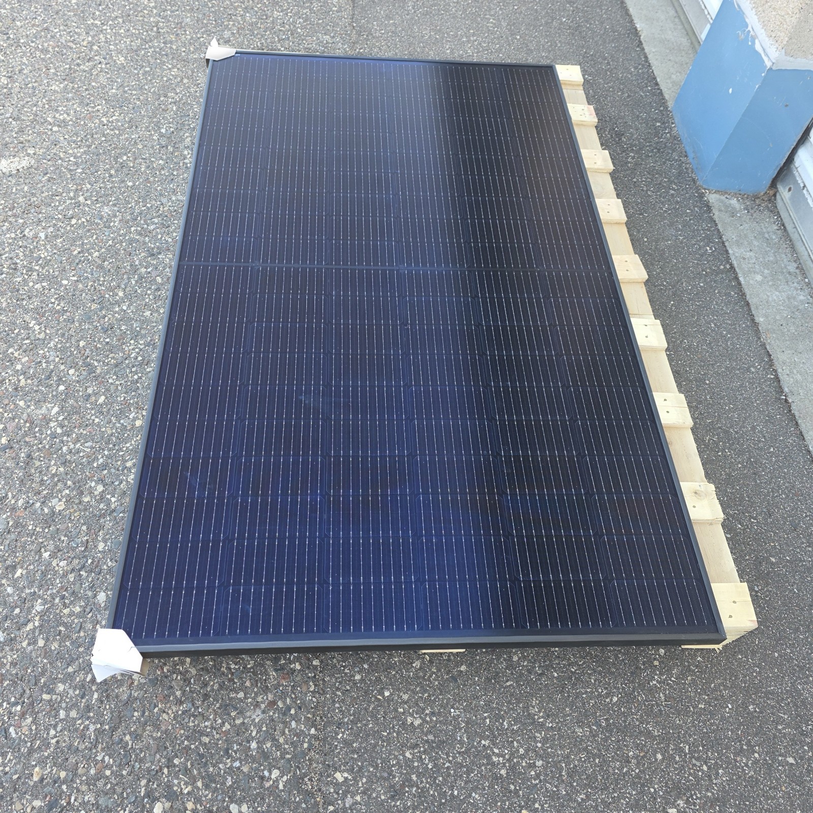 Suntech STP370S-B60/Wnhb 370W Solar Panels Lot of 10 Mono High Efficiency