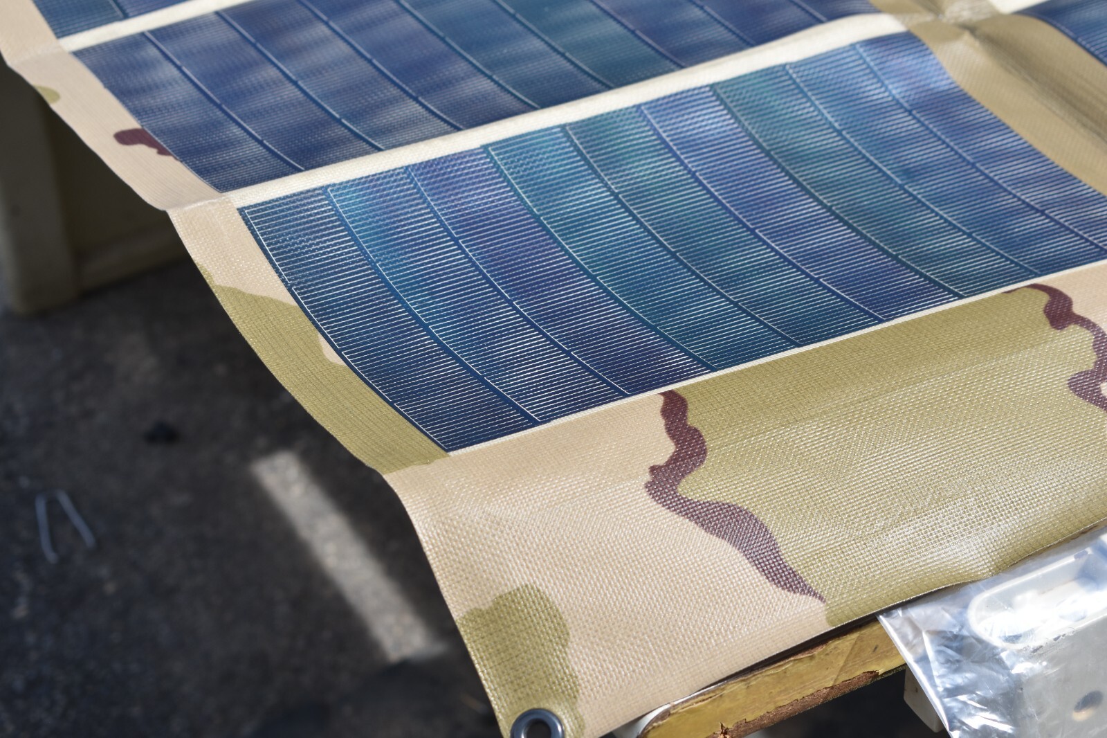 Iris Technology P3 Military Folding 62 Watt Solar Panel 16013A NEW
