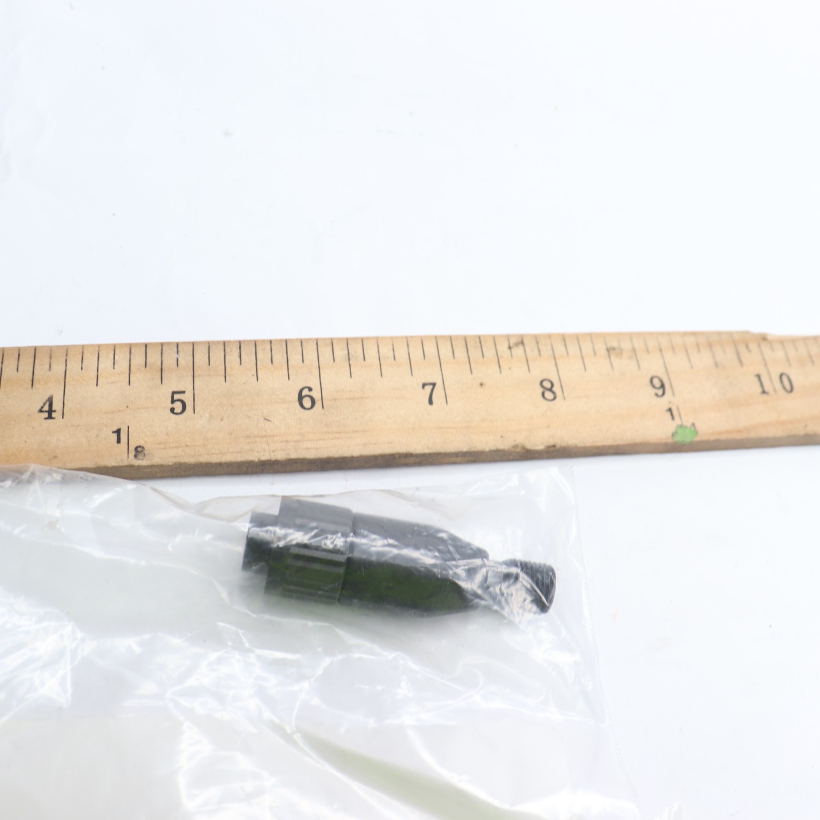 Adapter CC Male CMC Female Black CC-M/CMC-F
