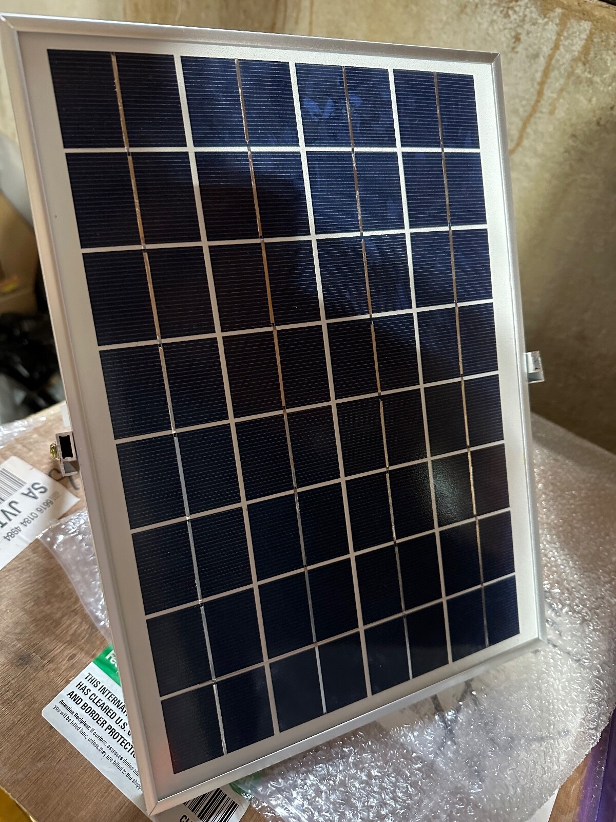 Solar Panel 10w 19v for hobby project or replacement part.  10″x13.5″