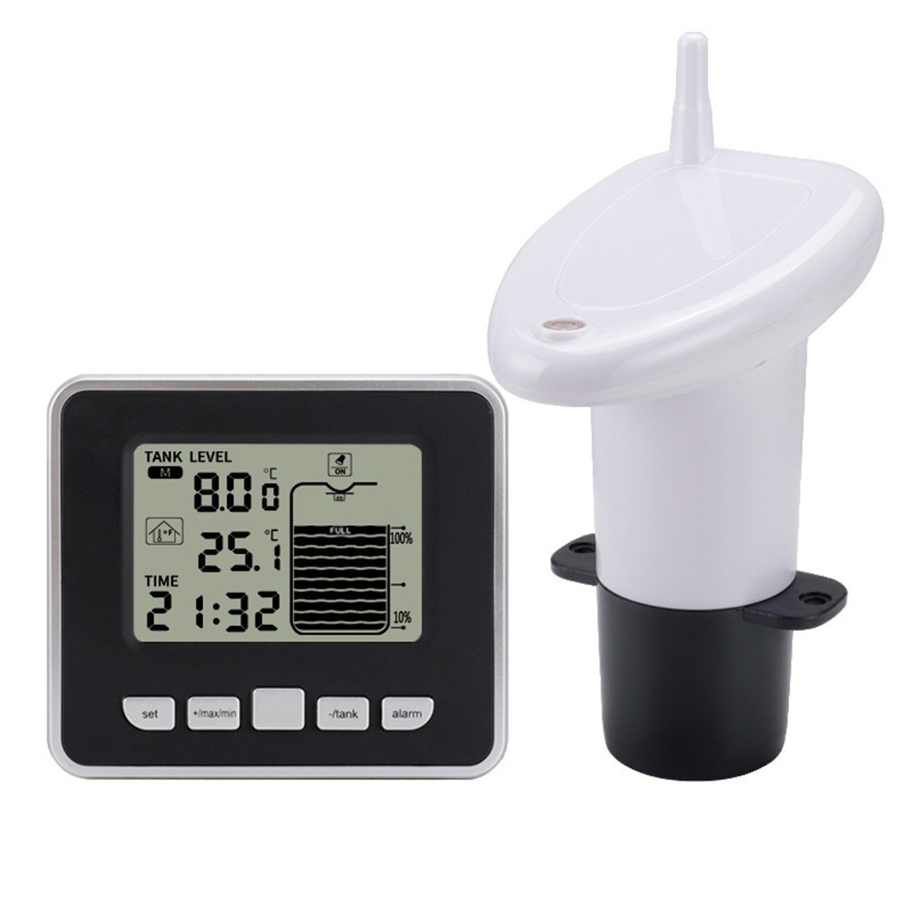 Efficient water tank level gauge with accurate indoor temperature monitoring