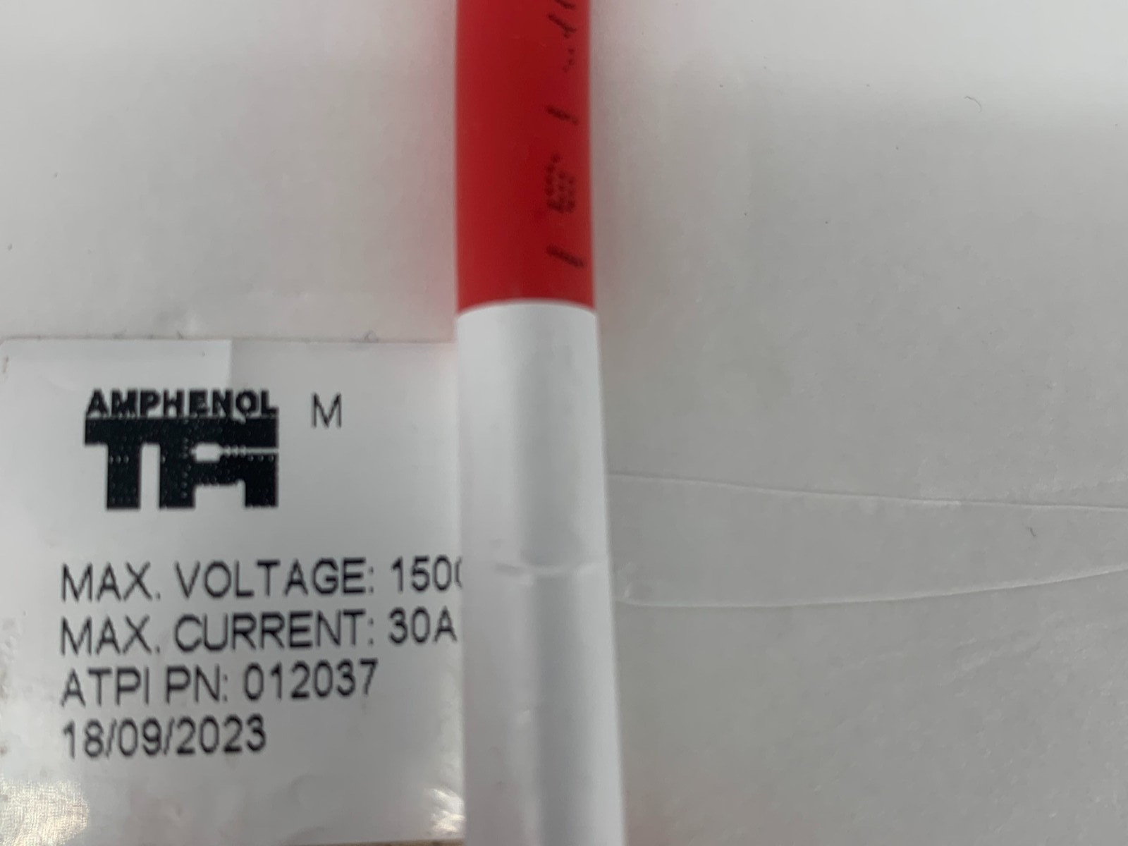 Amphenol ATPI 012037 Red 1500V 30A OAL 17″ CD2 & MC4 CNCTR PV Wiring Harness