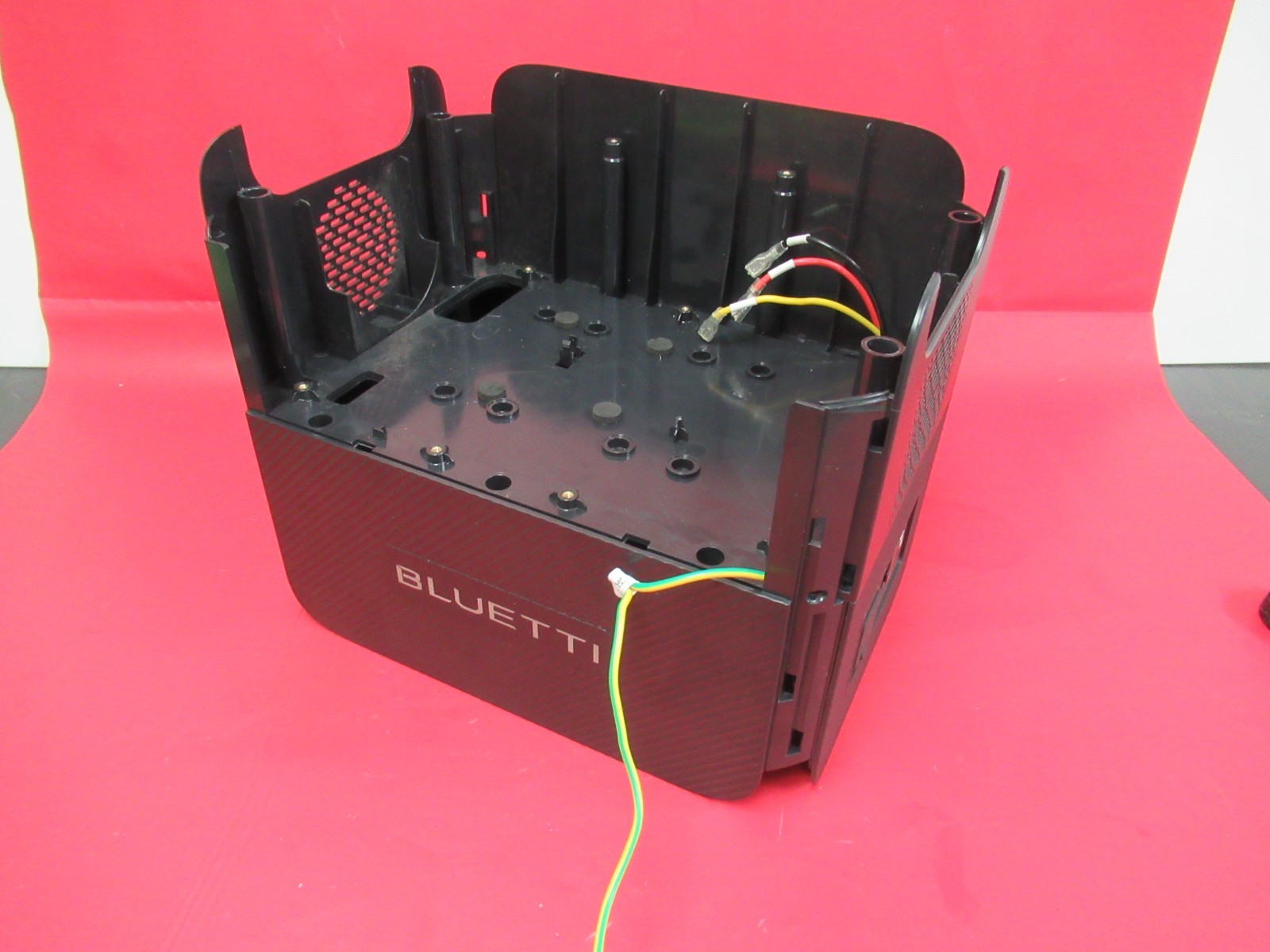 BLUETTI AC180 1800W 1152Wh Solar Portable Power Station Body Case !