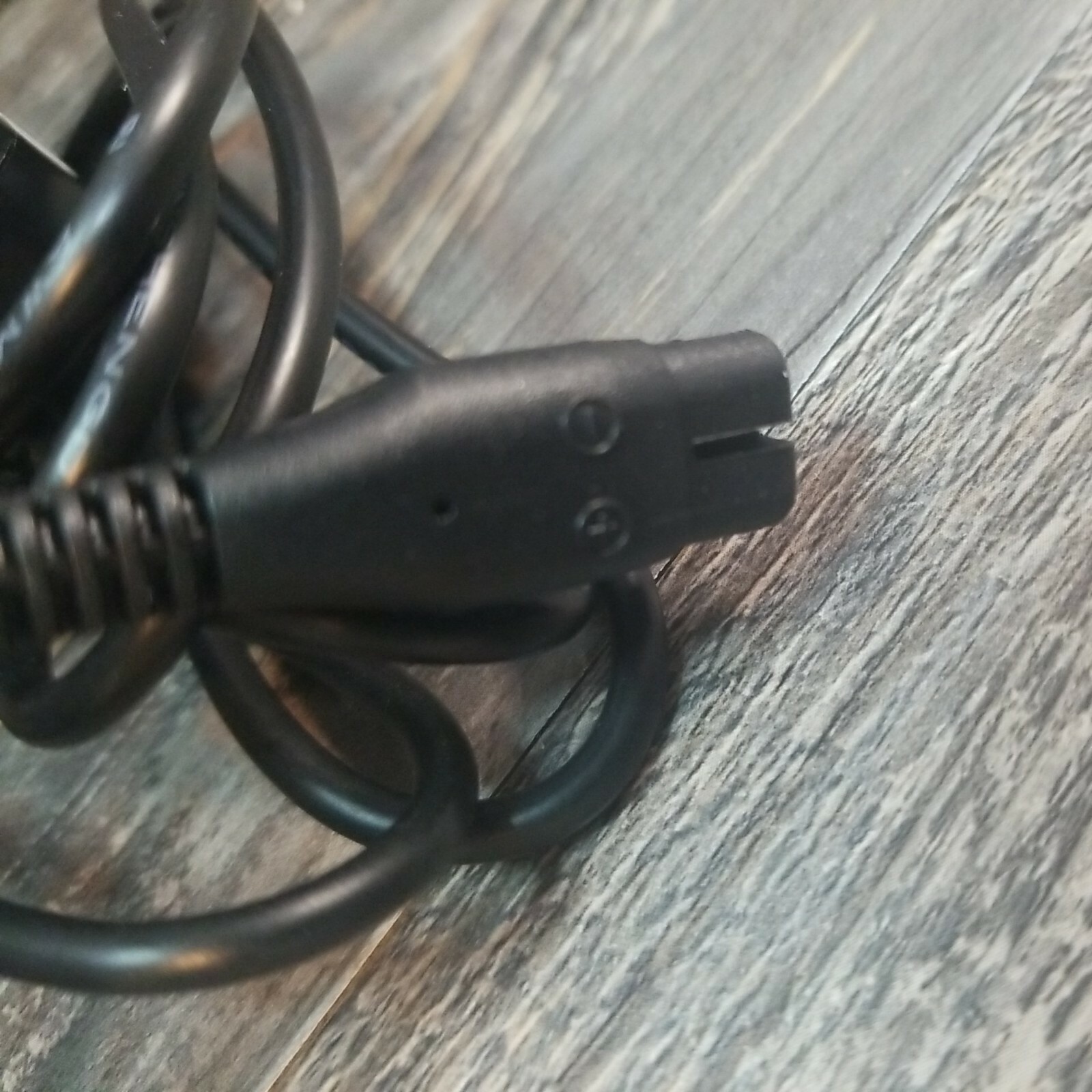 BERLS POWER ADAPTER BS-12W0430070DUIZD INPUT100-240V, 50Out/70 mA