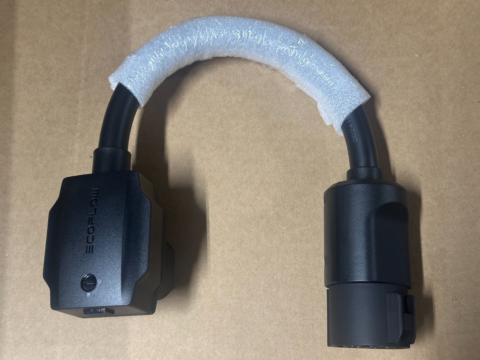 EcoFlow DELTA Pro Ultra EV X-Stream Adapter for Fast and Reliable EV Charging