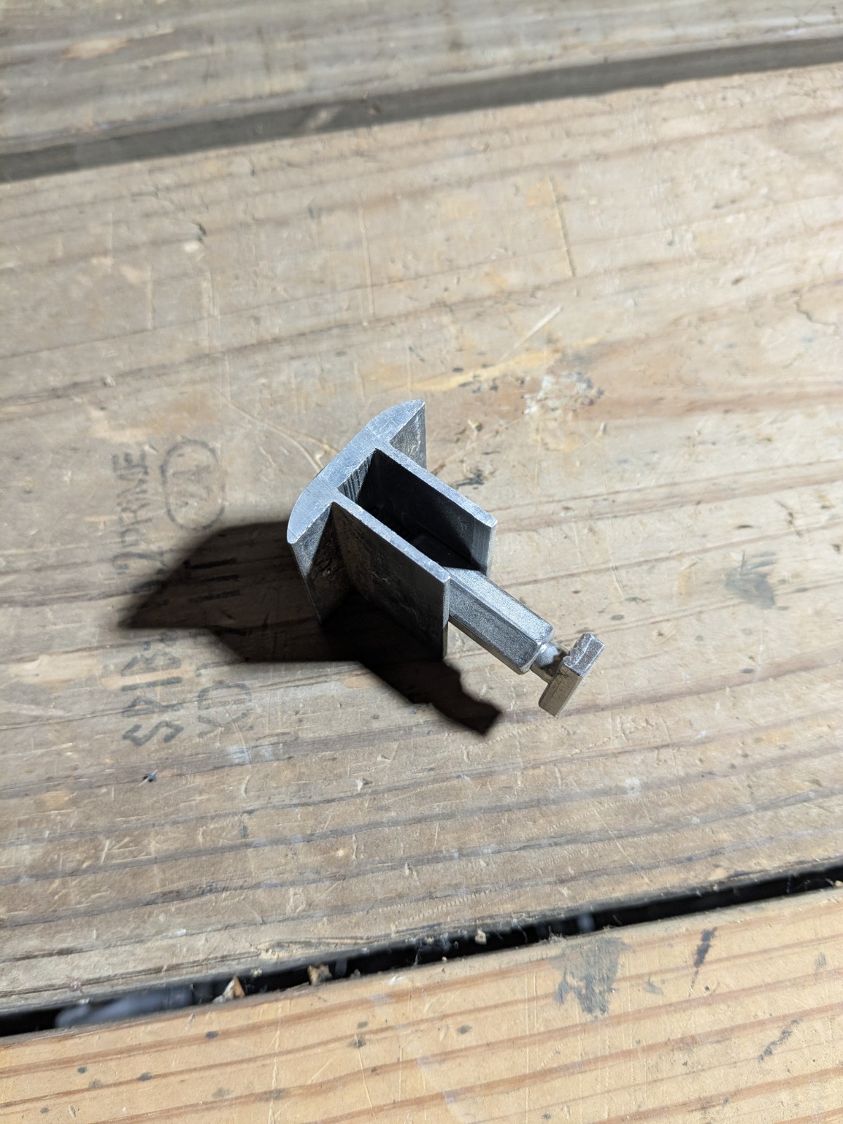 Lot of 4 UniRac Solar Mid Clamps, Black.
