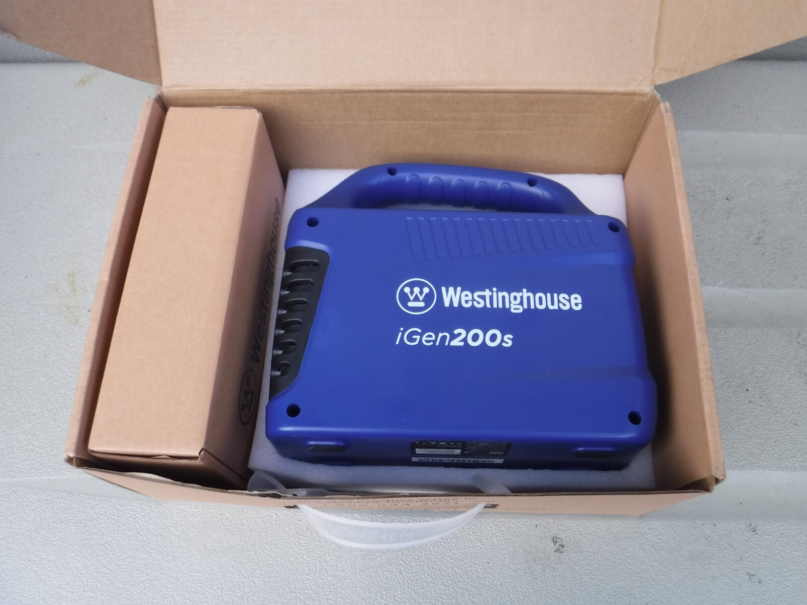 Westinghouse iGen200s 150W Portable Power Station