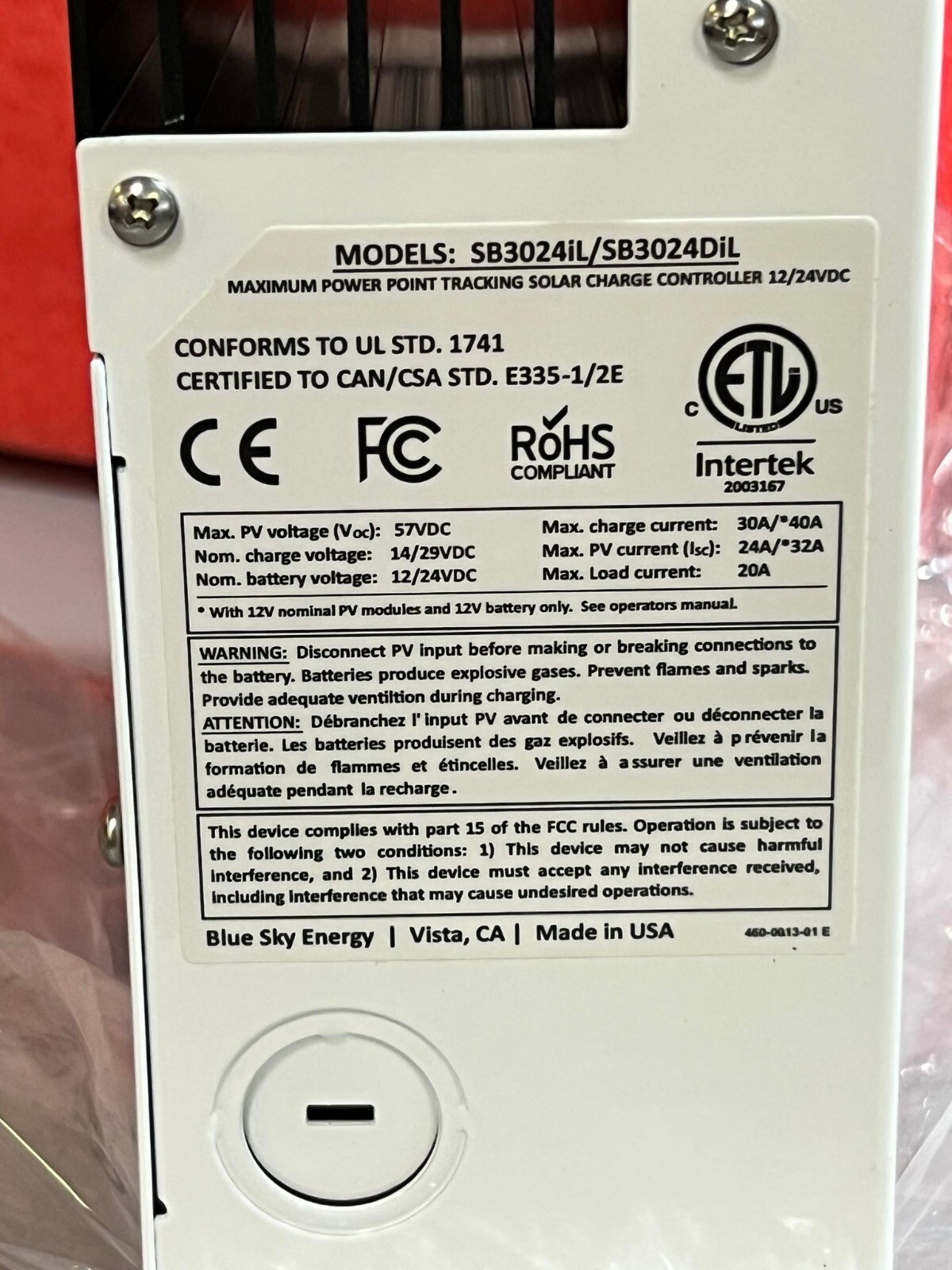 BLUE SKY SOLAR BOOST SB3024iL MPPT CHARGE CONTROL 12/24VDC
