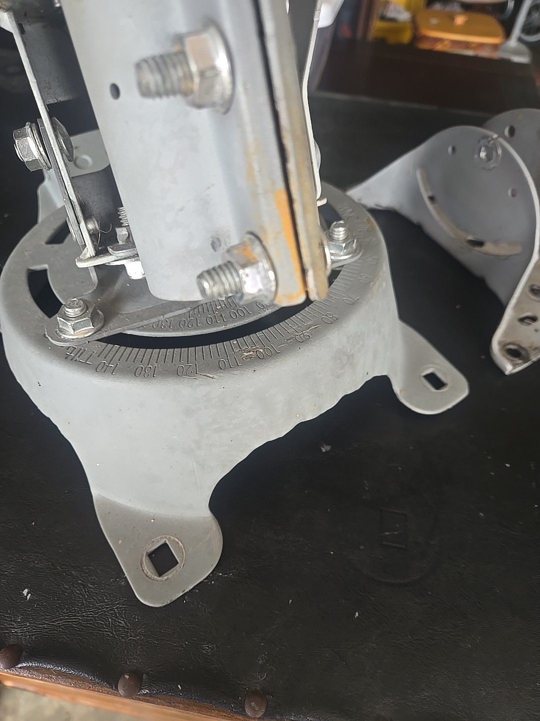Adjustable Universal Pole Mount Optimize Solar Panel Etc