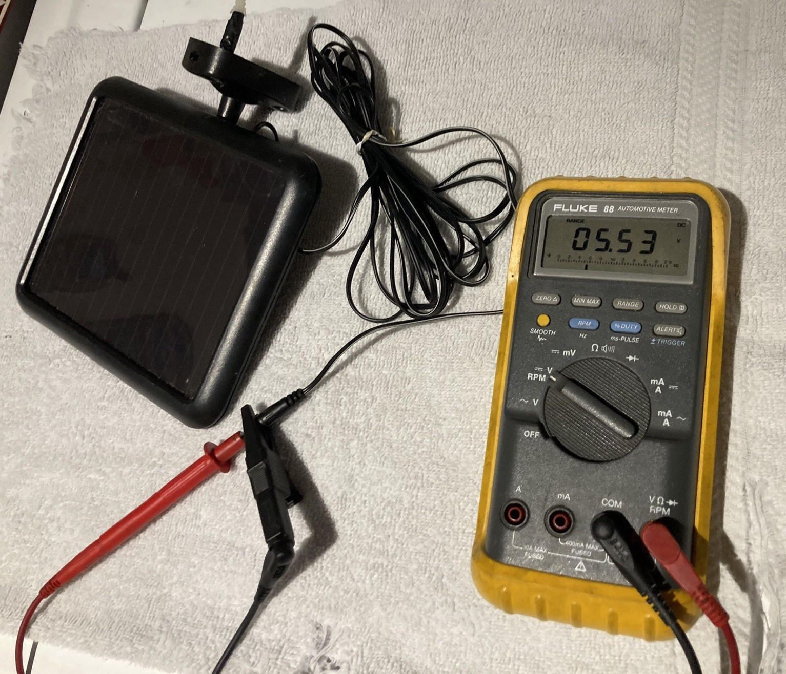 Lot 2 Solar Panels 5v-11v Security lights Battery Chargers Multiuse Power Source