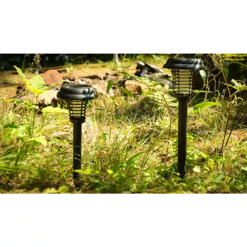 GREENSTRIKE 2 in 1 Solar & Zapper Stake Light Mosquito Repellent (2-Pack)