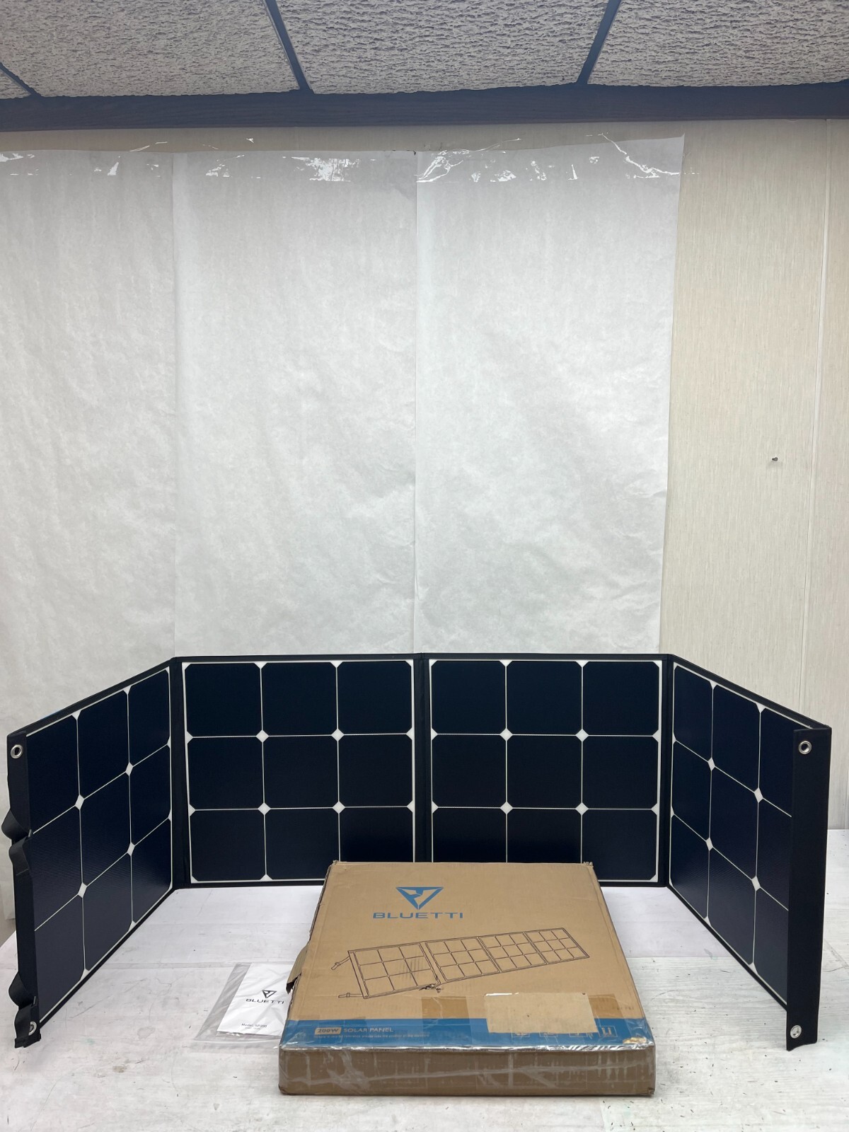 BLUETTI SP200 200w Solar Panel Portable Foldable AM30
